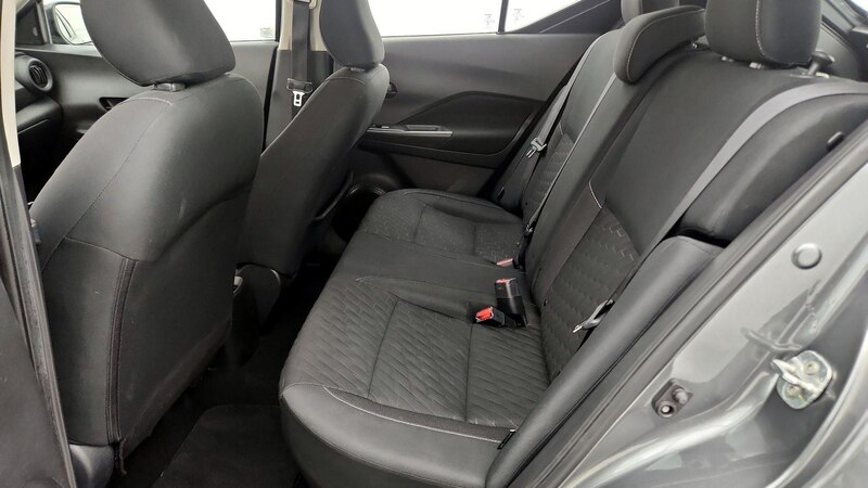 2021 Nissan Kicks S 19