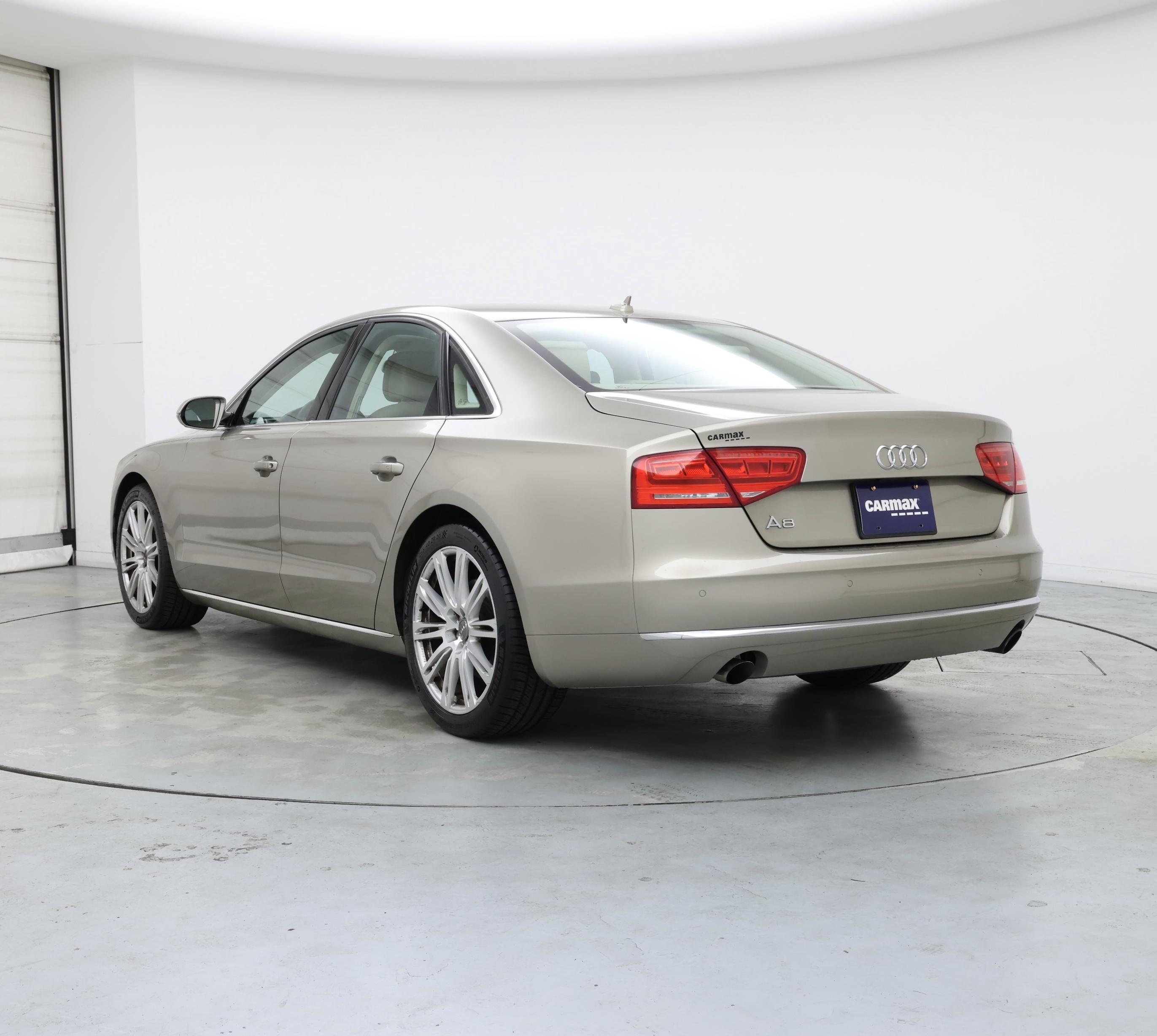 Thumbnail: 2014 Audi A8 - 2