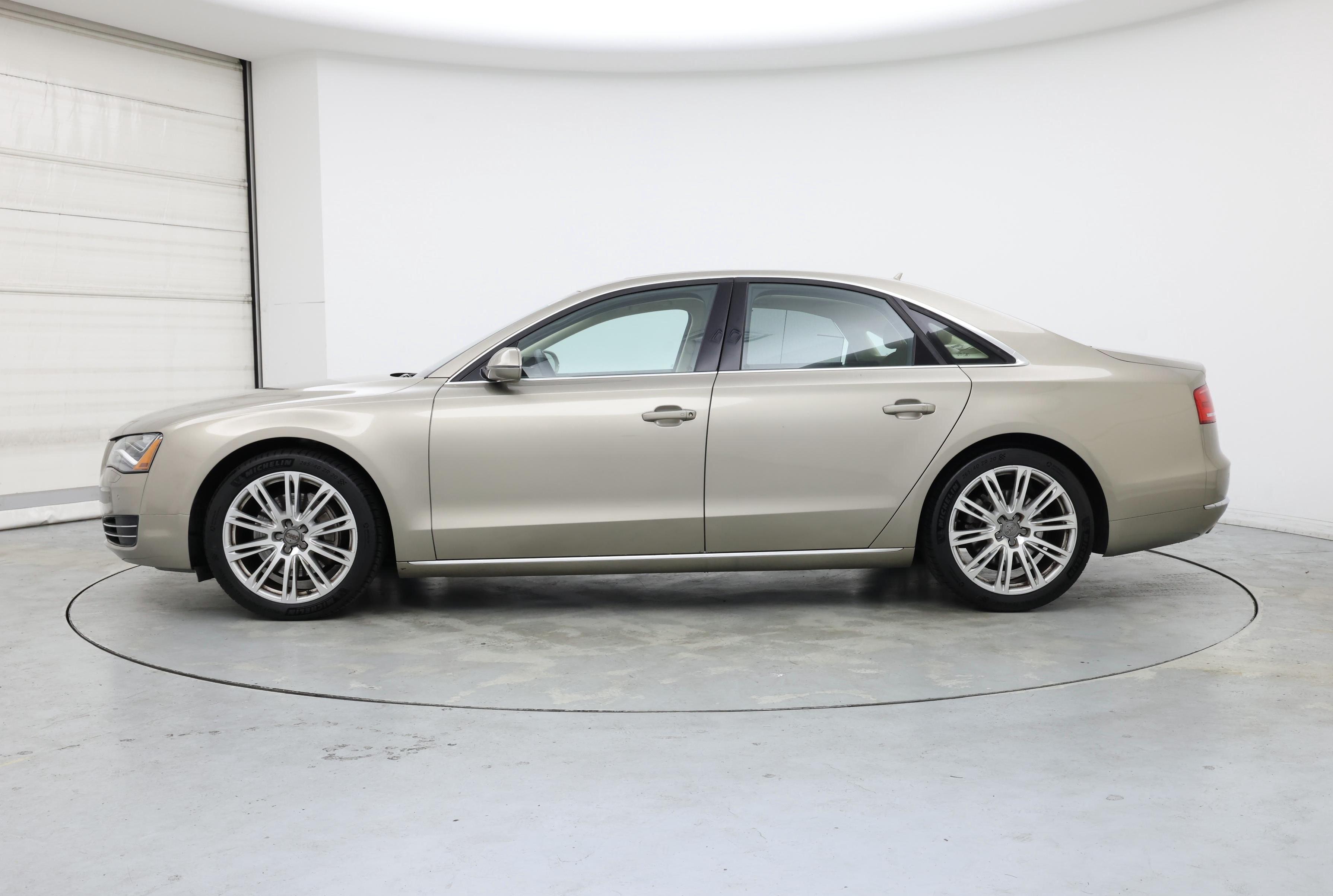Thumbnail: 2014 Audi A8 - 3