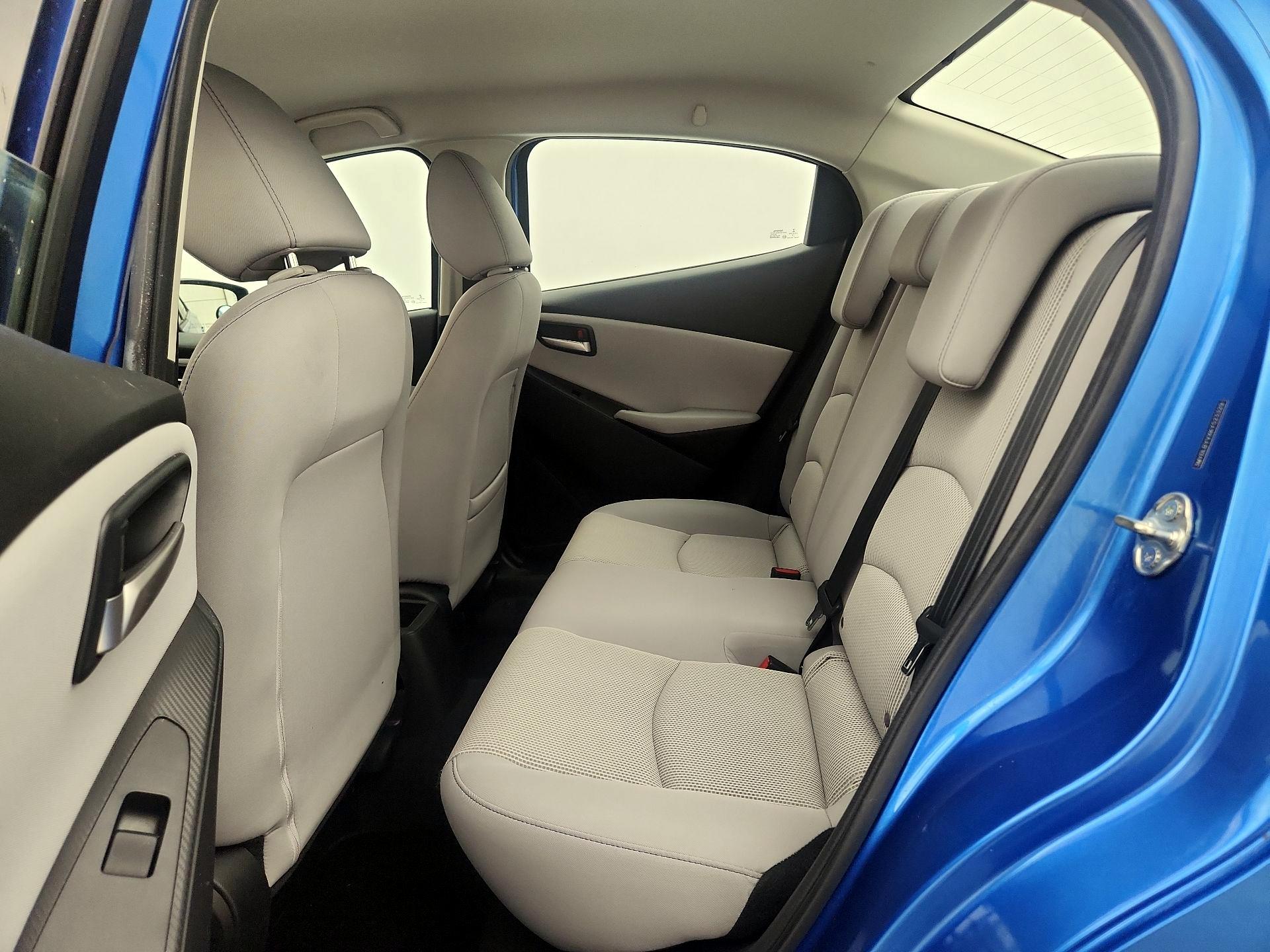 Thumbnail: 2019 Toyota Yaris - 19