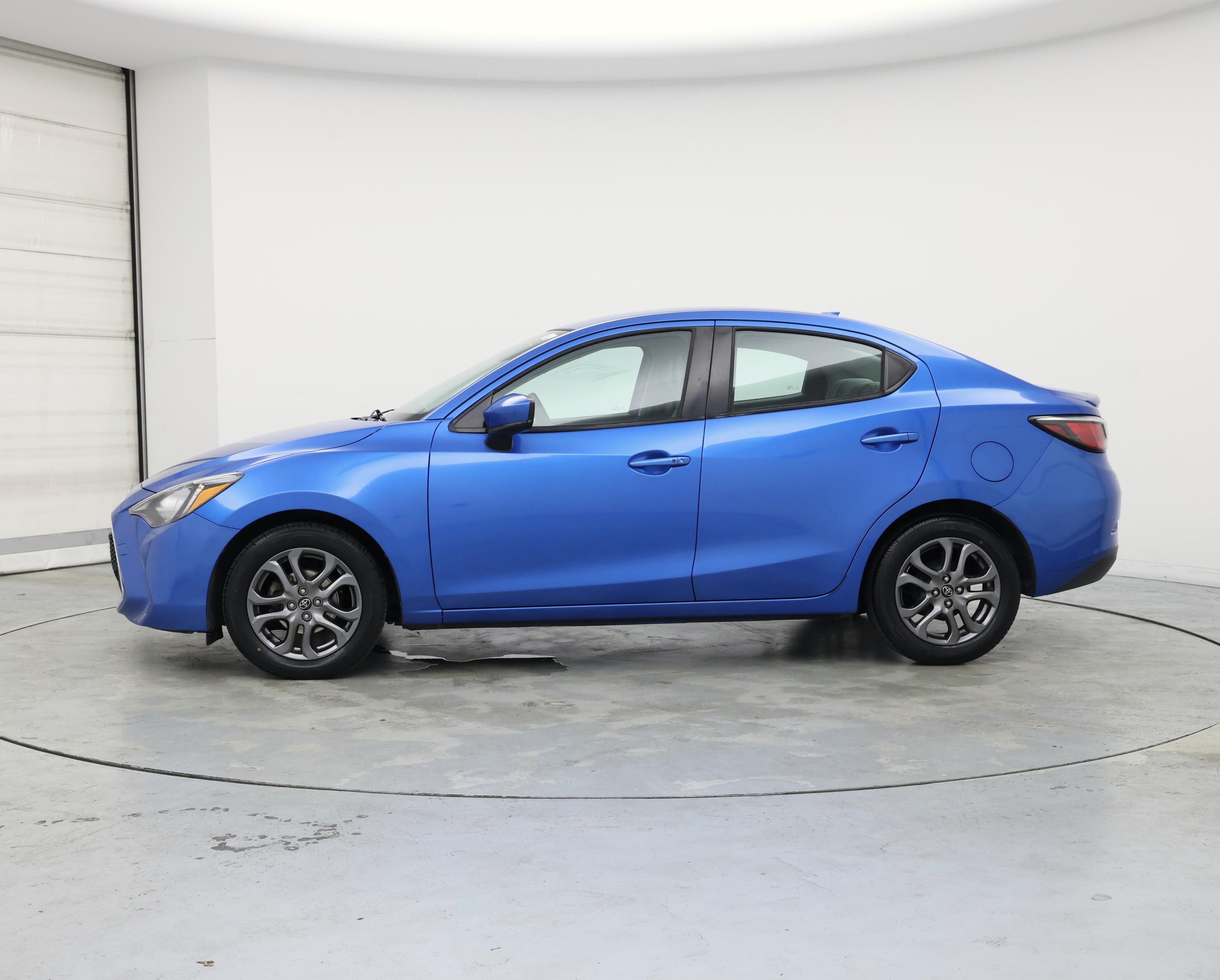 Thumbnail: 2019 Toyota Yaris - 3