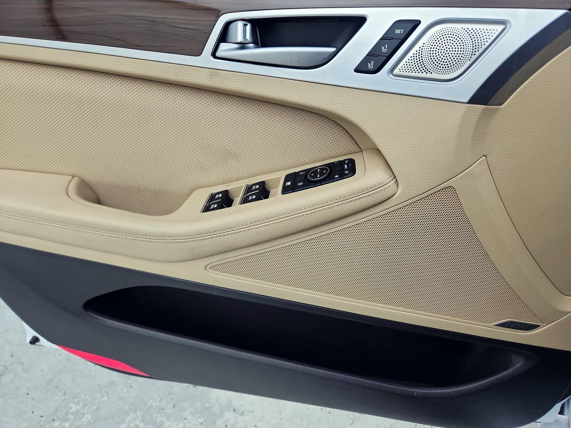 Thumbnail: 2018 Genesis G80 - 12