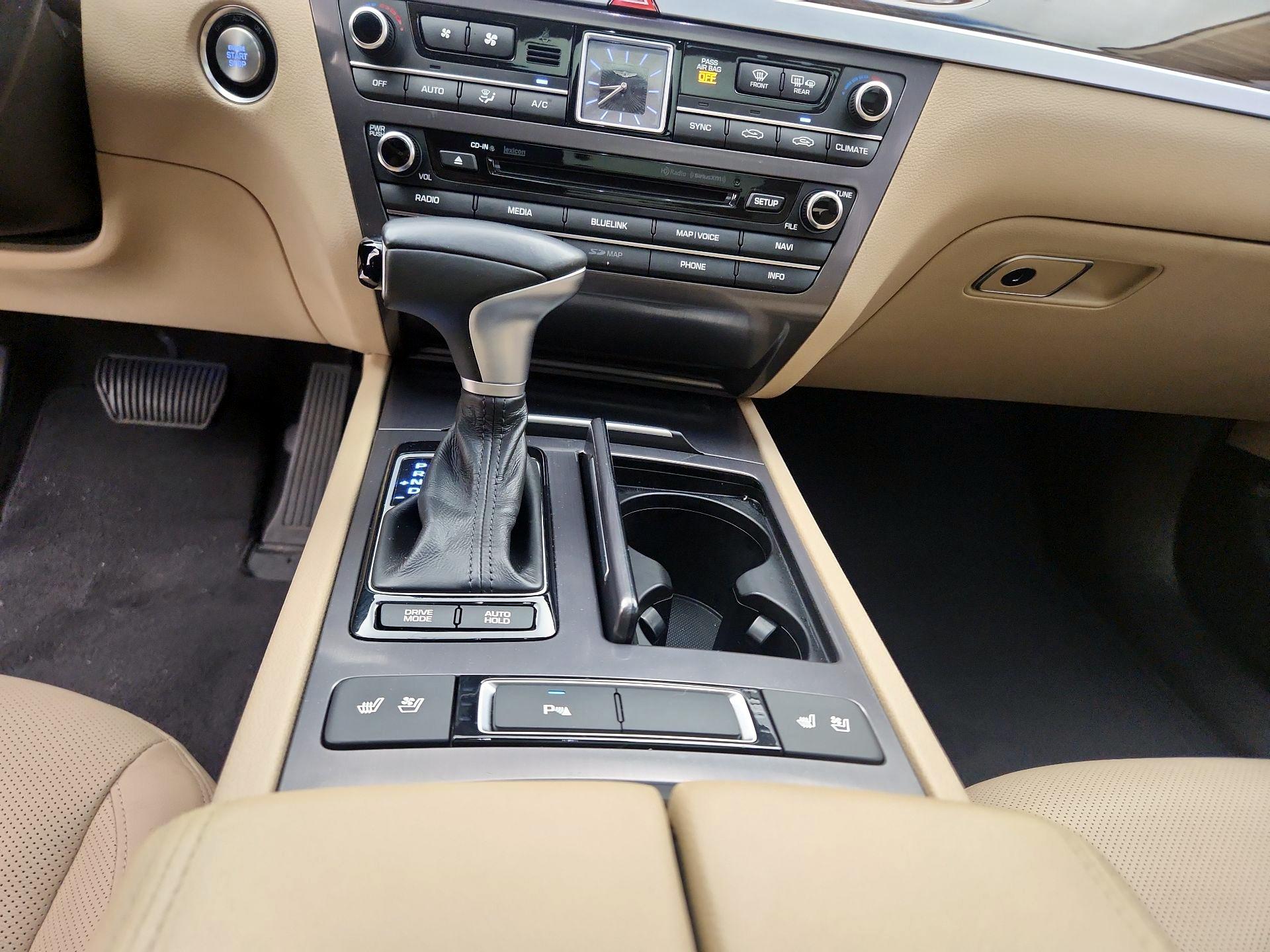 Thumbnail: 2018 Genesis G80 - 18
