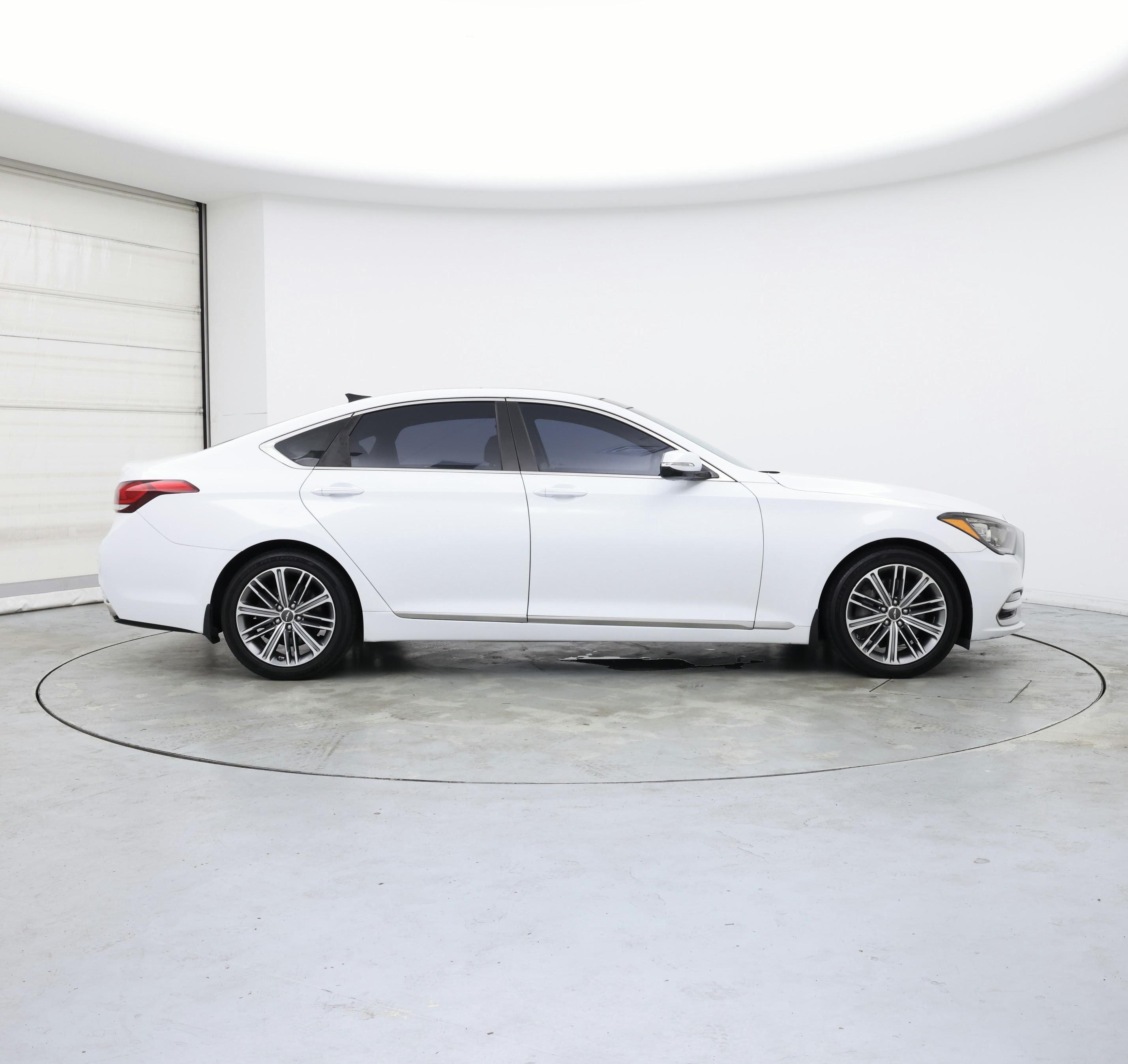 Thumbnail: 2018 Genesis G80 - 7