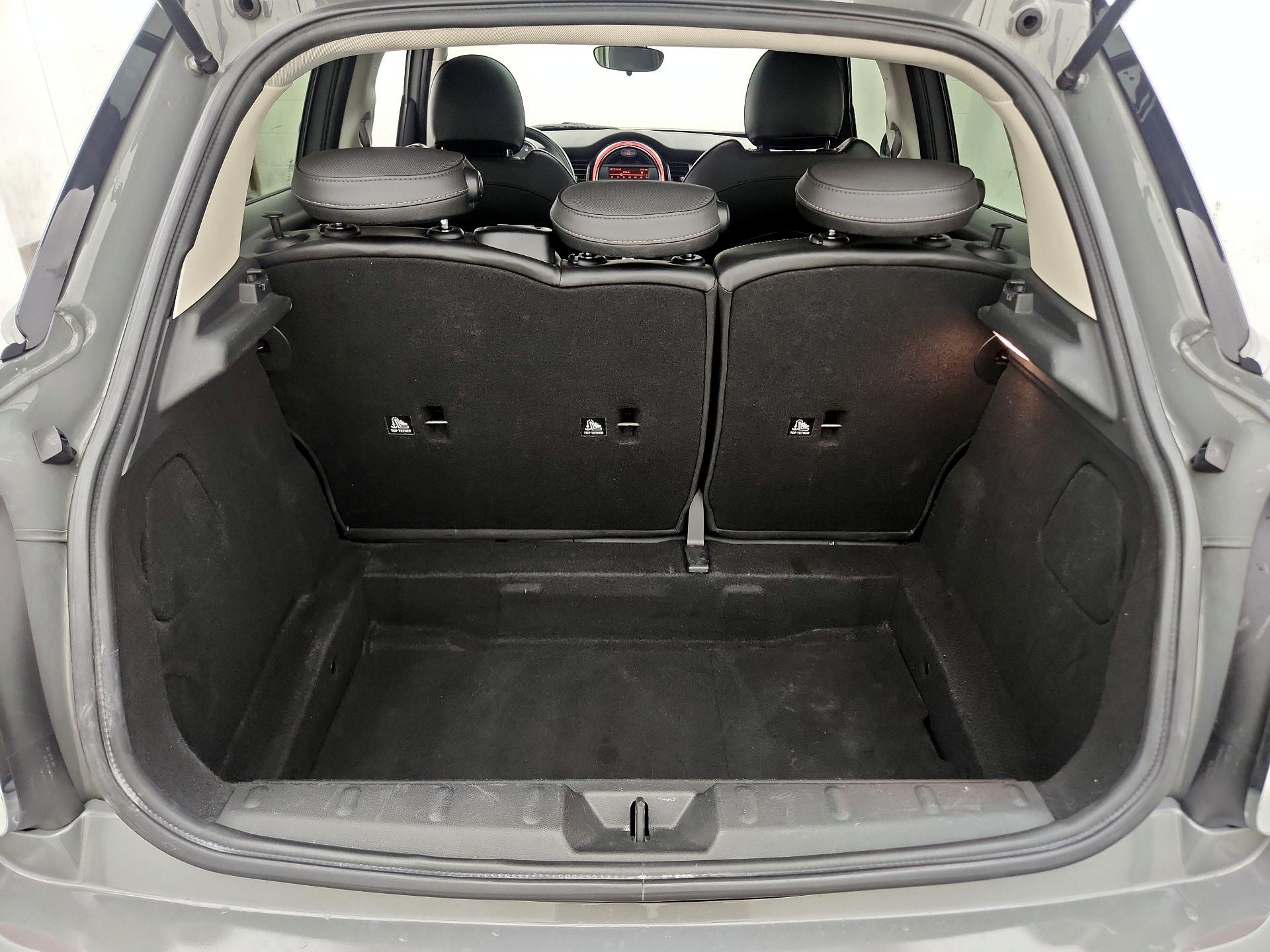 Thumbnail: 2015 MINI Cooper Hardtop - 20