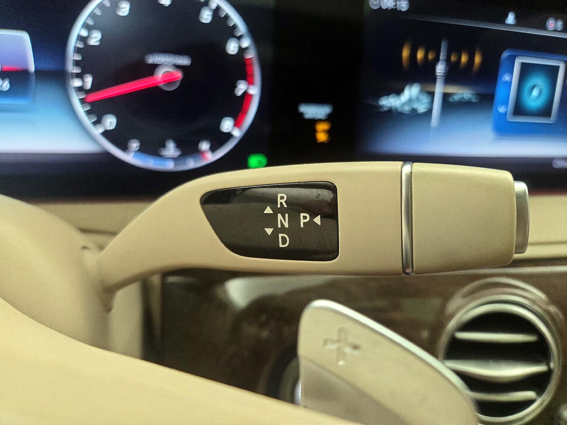 Thumbnail: 2019 Mercedes-Benz S-Class - 18