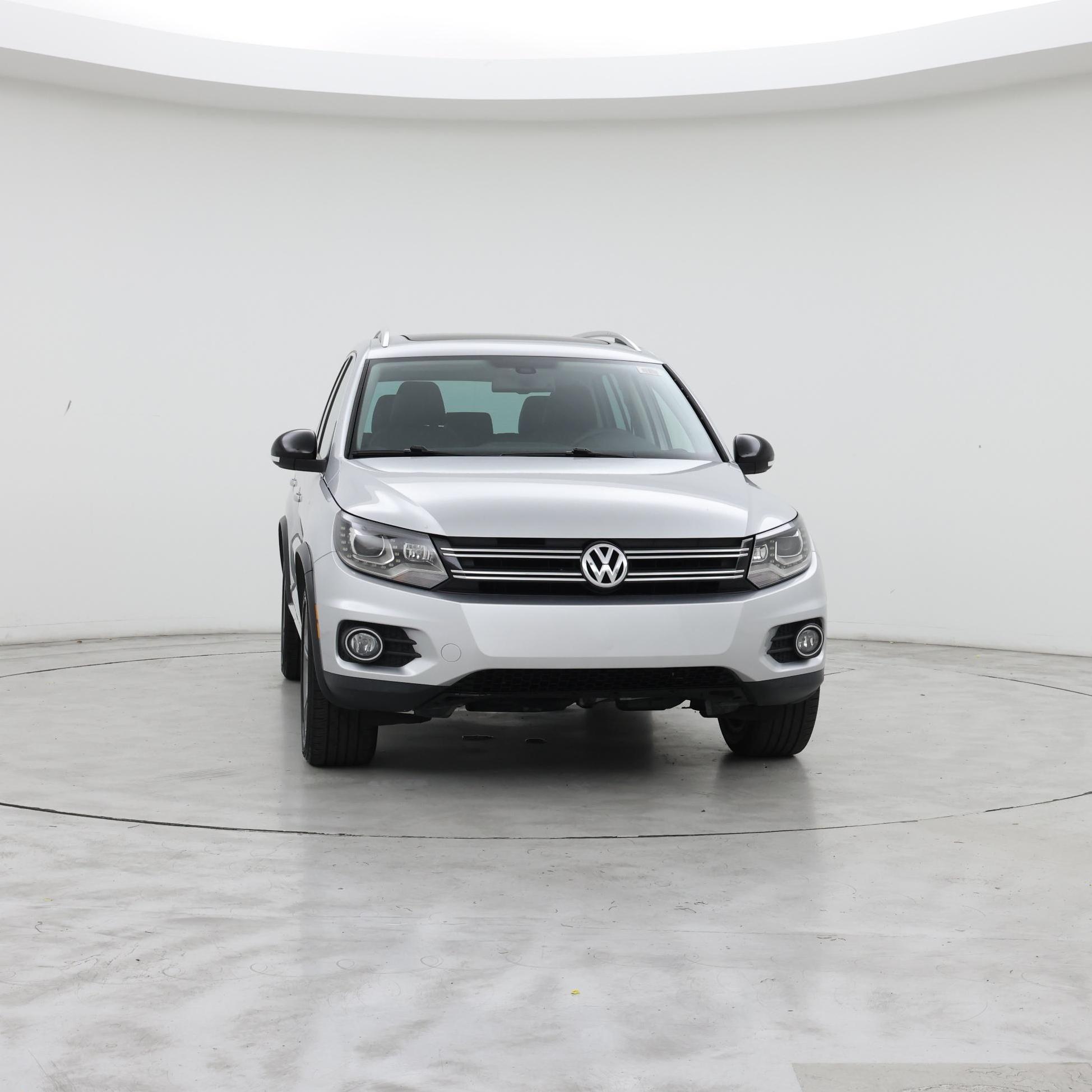 Thumbnail: 2017 Volkswagen Tiguan - 5