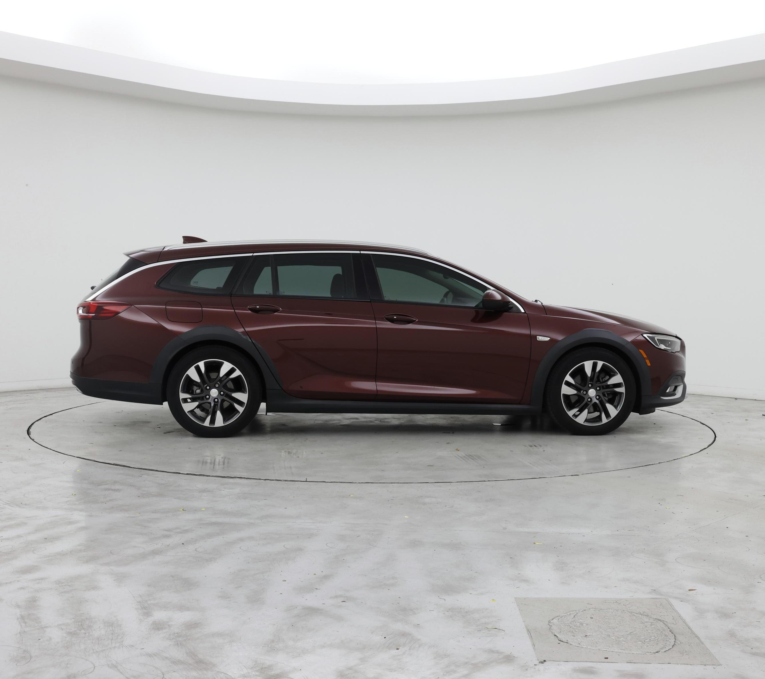 Thumbnail: 2018 Buick Regal - 7