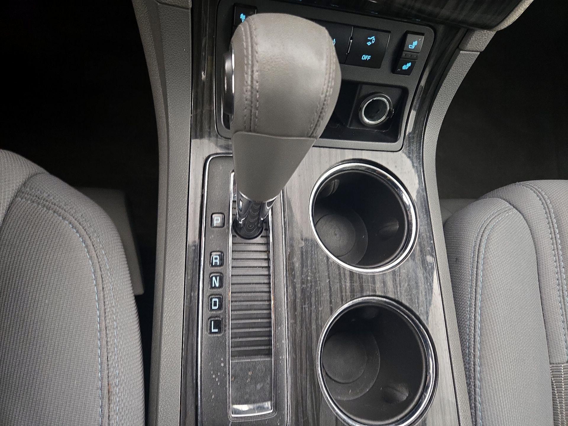 Thumbnail: 2014 Chevrolet Traverse - 17