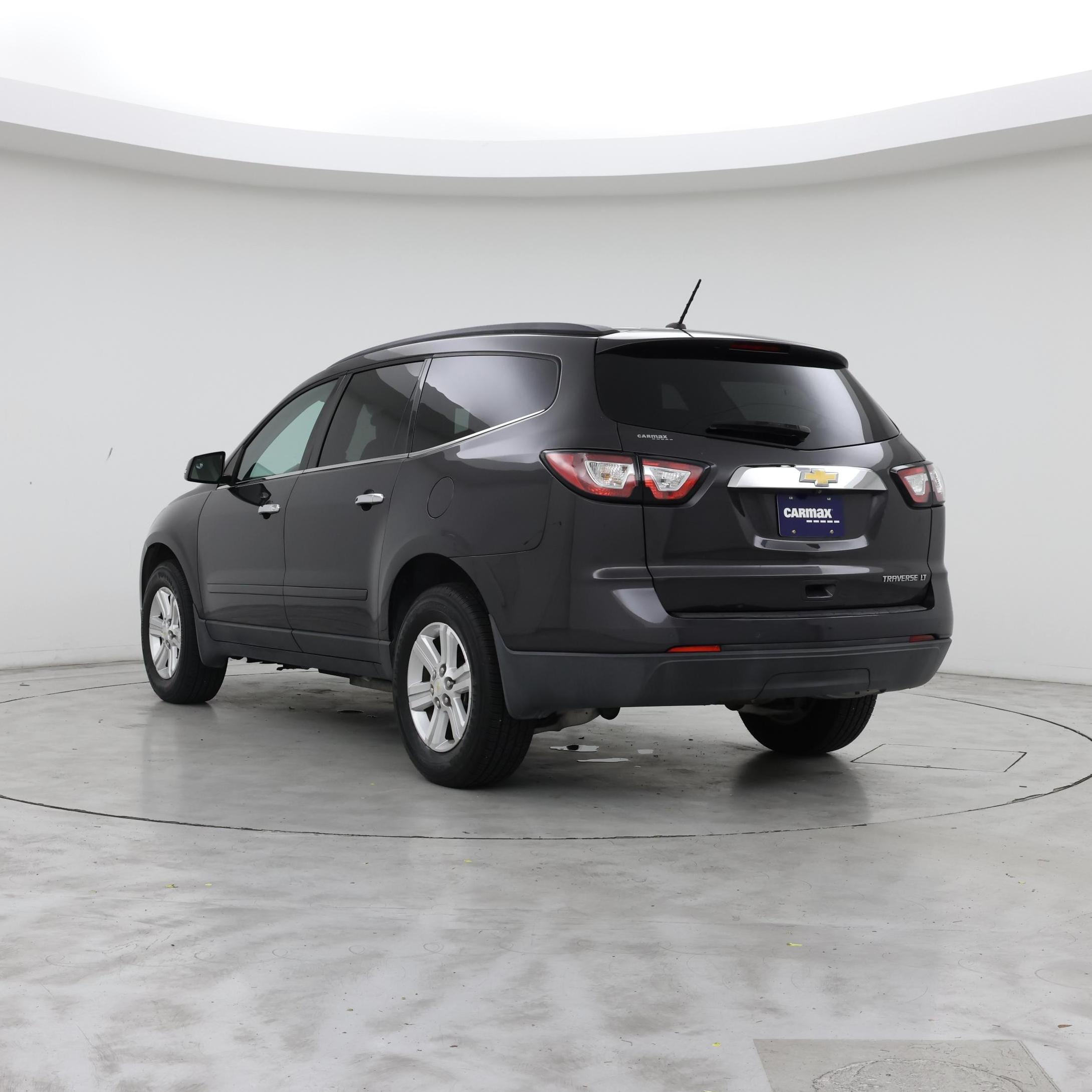 Thumbnail: 2014 Chevrolet Traverse - 2