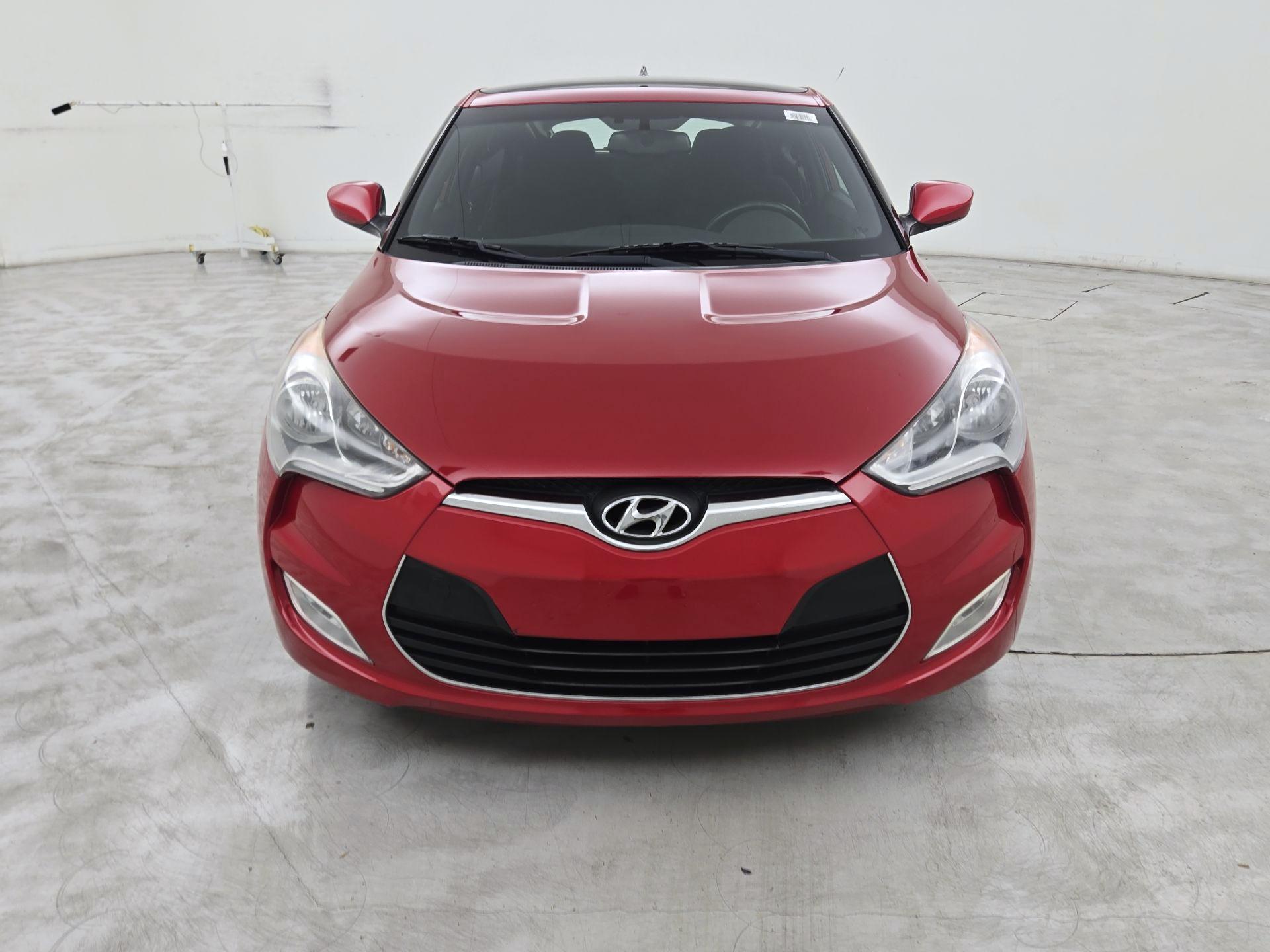 Thumbnail: 2017 Hyundai Veloster - 2