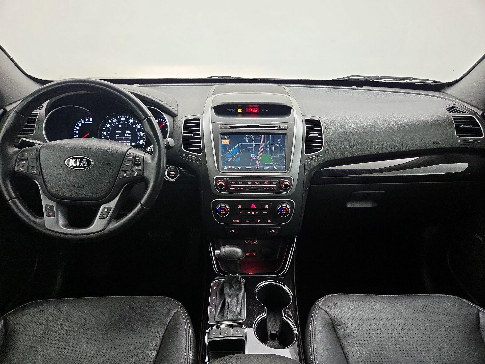 Thumbnail: 2015 Kia Sorento - 9