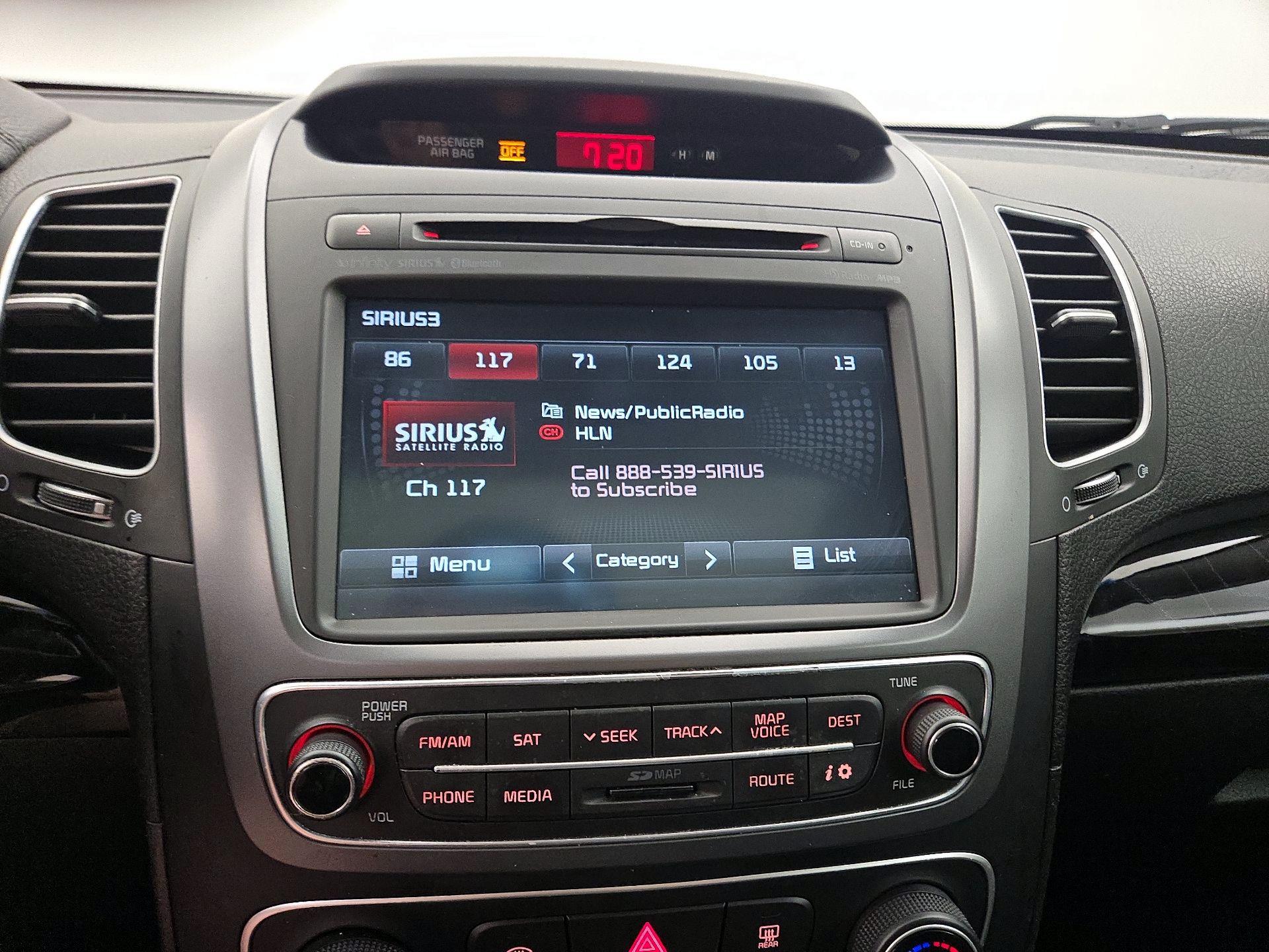 Thumbnail: 2015 Kia Sorento - 16