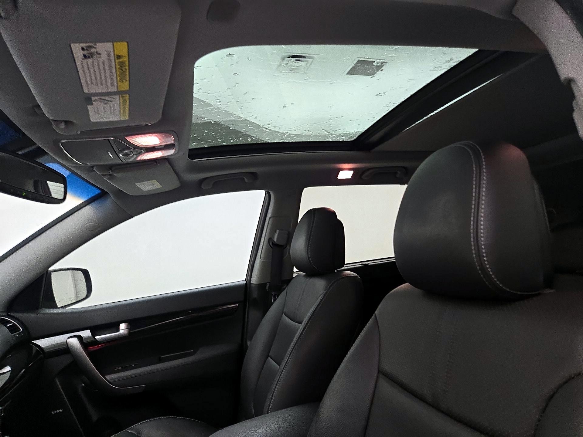 Thumbnail: 2015 Kia Sorento - 20