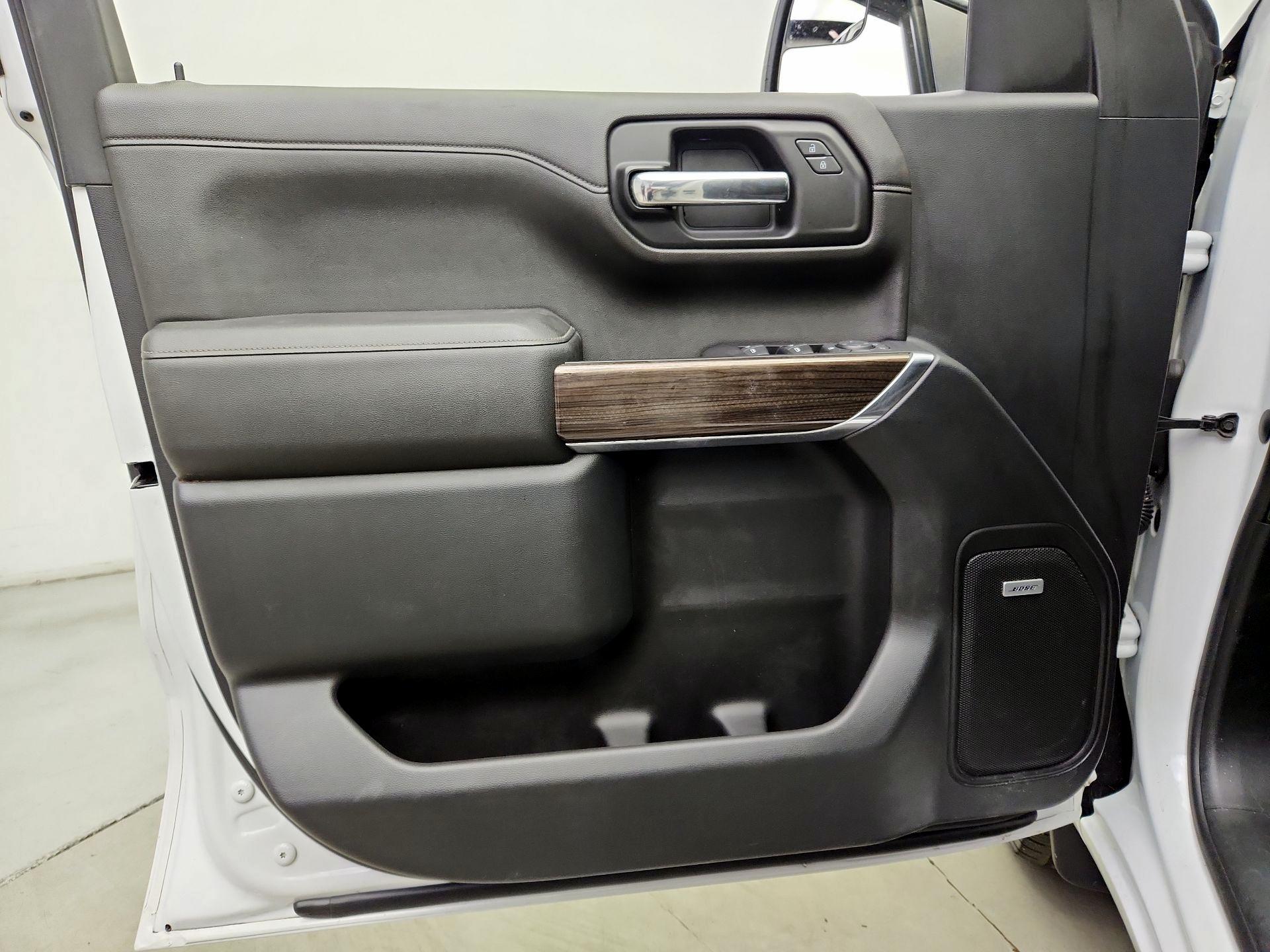 Thumbnail: 2019 Chevrolet Silverado 1500 - 12