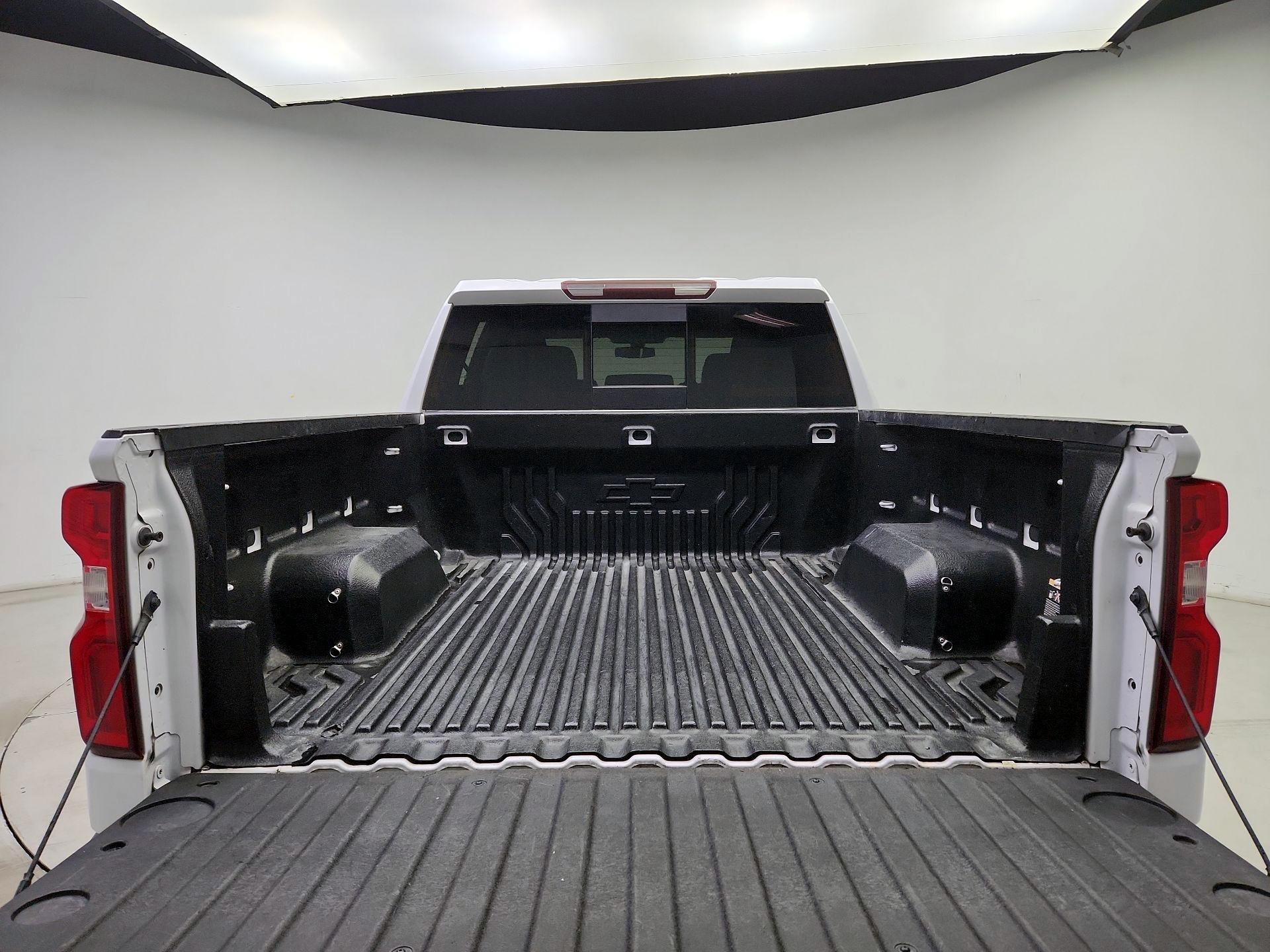 Thumbnail: 2019 Chevrolet Silverado 1500 - 20