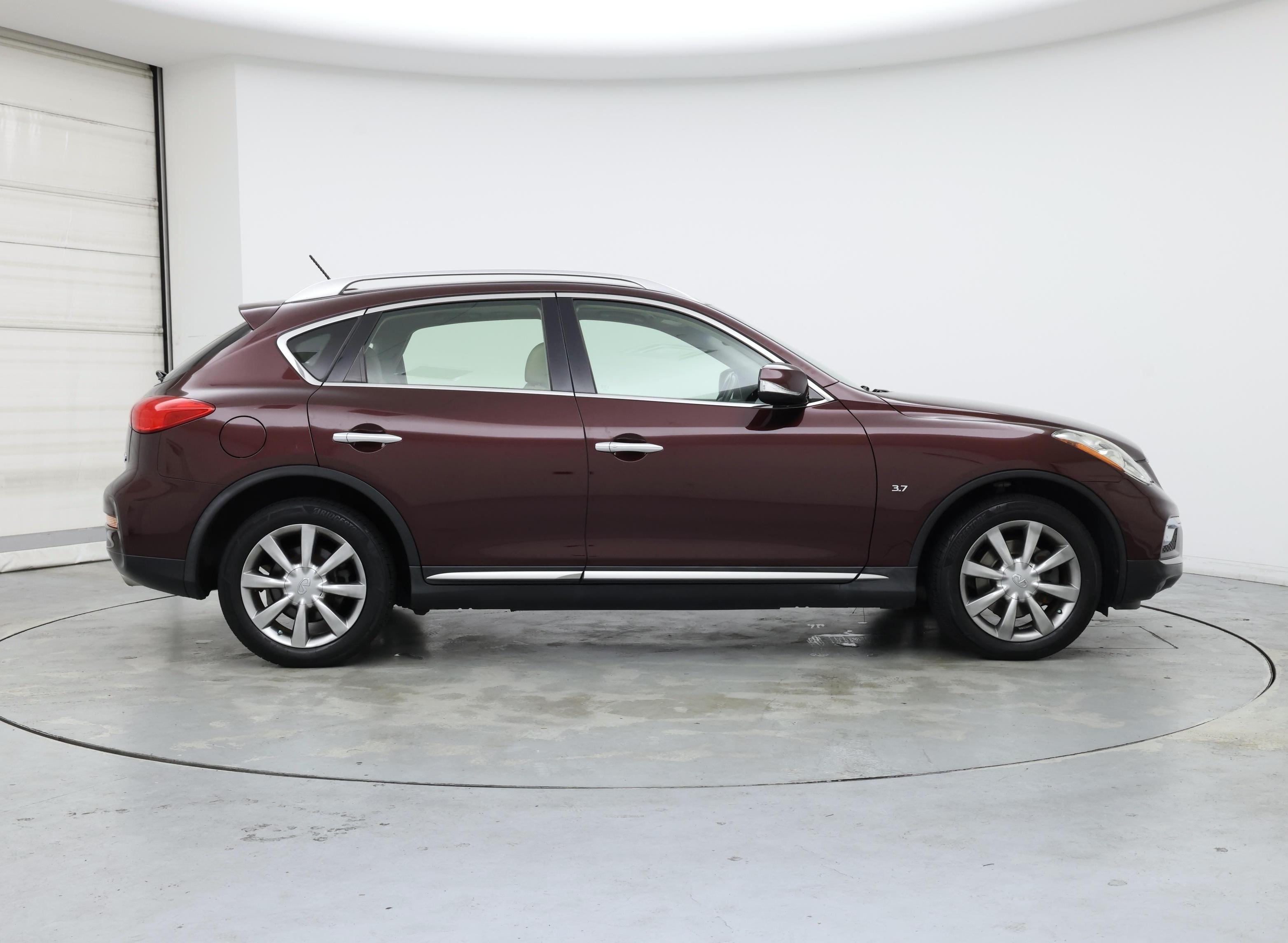 Thumbnail: 2017 INFINITI QX50 - 7
