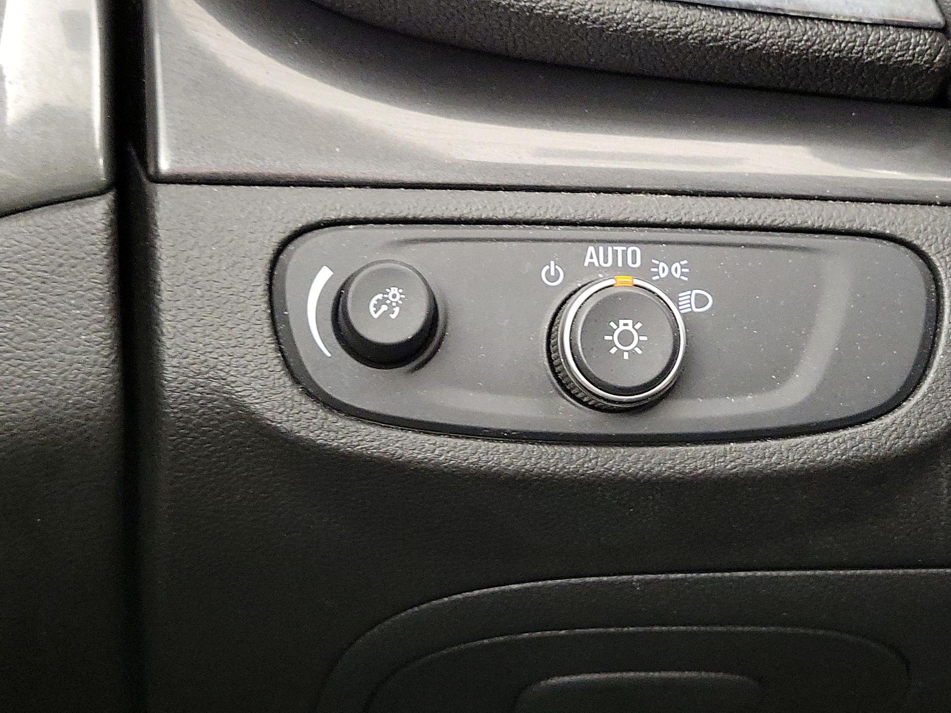 Thumbnail: 2018 Buick Encore - 13