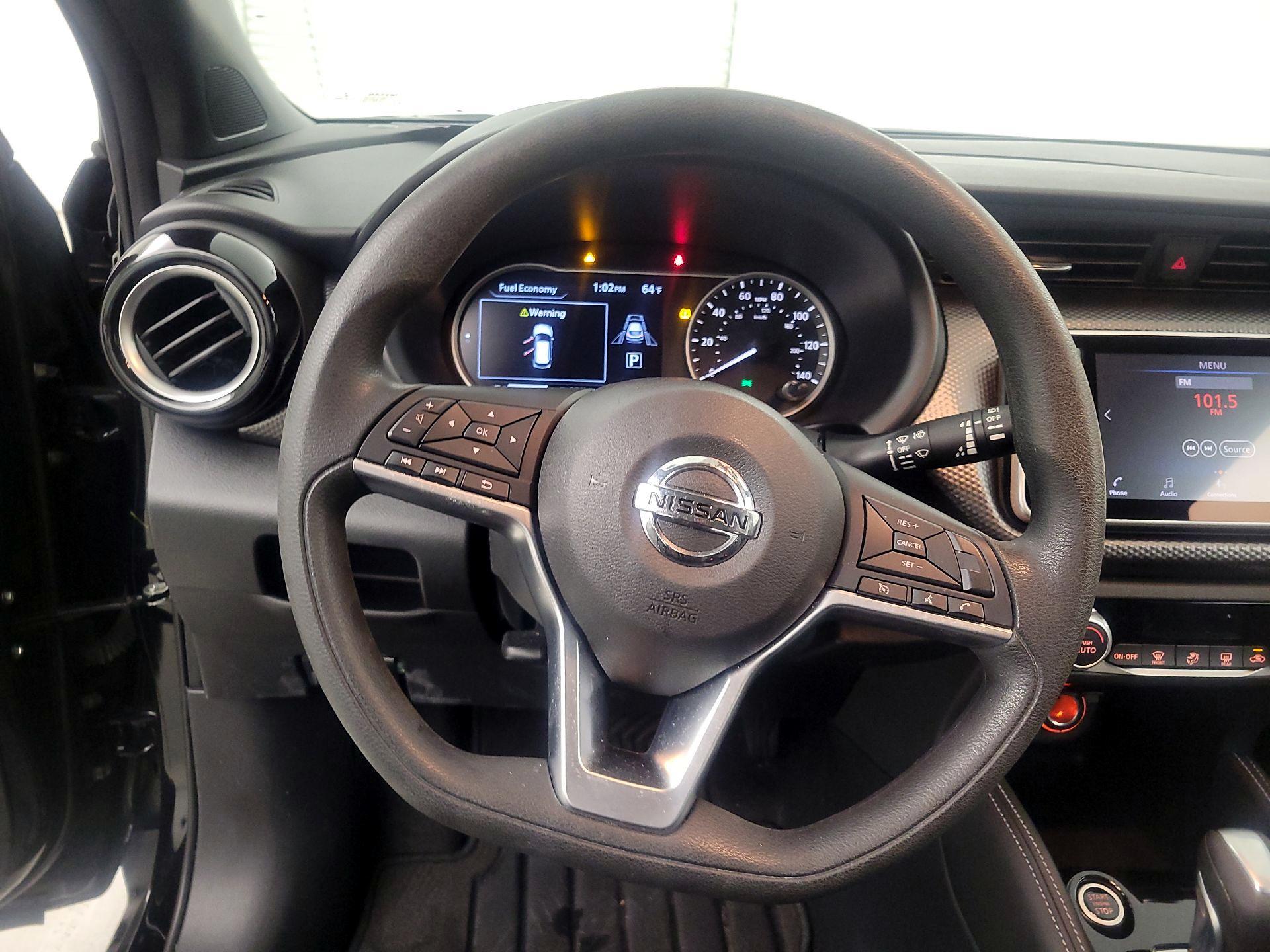 Thumbnail: 2020 Nissan Kicks - 10