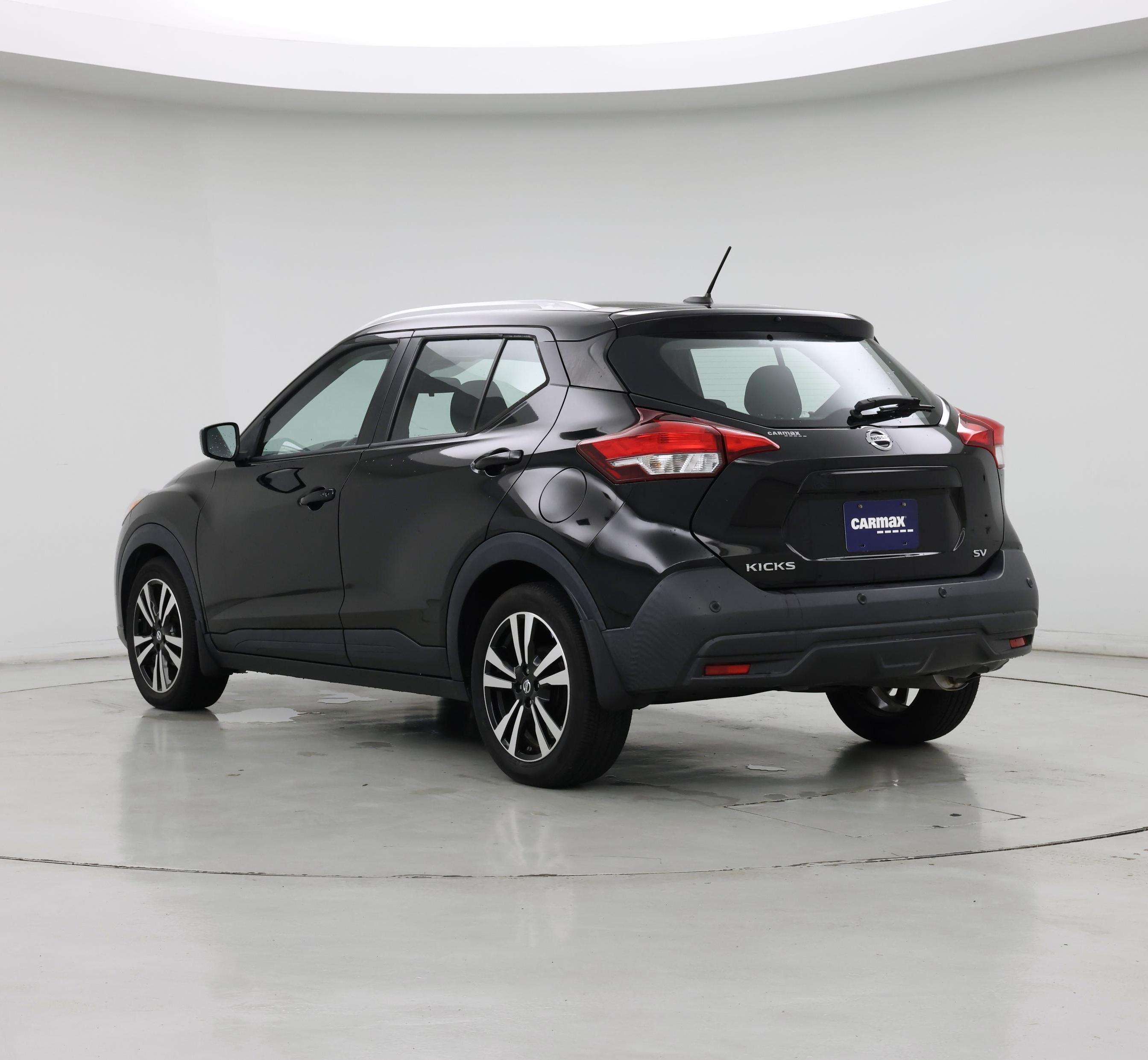 Thumbnail: 2020 Nissan Kicks - 2