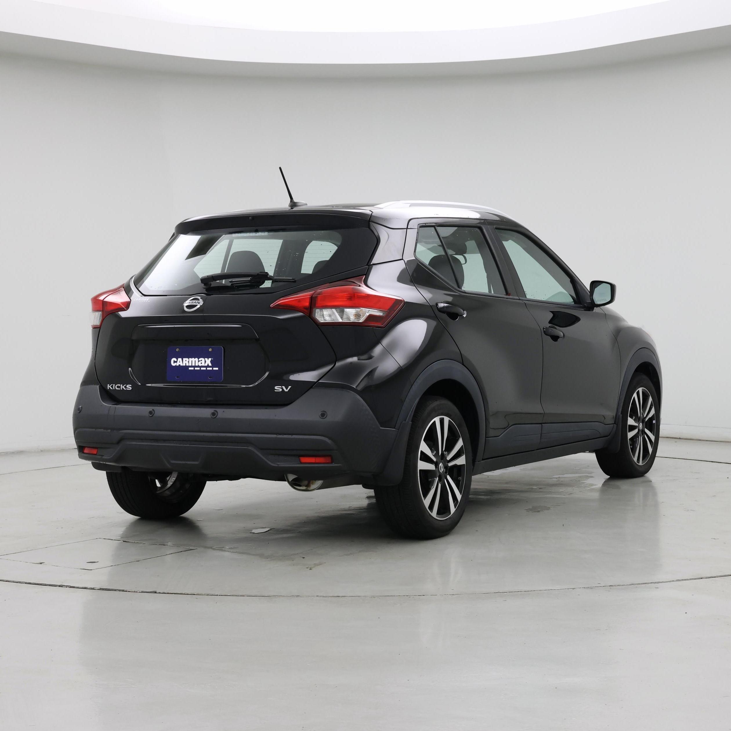 Thumbnail: 2020 Nissan Kicks - 8