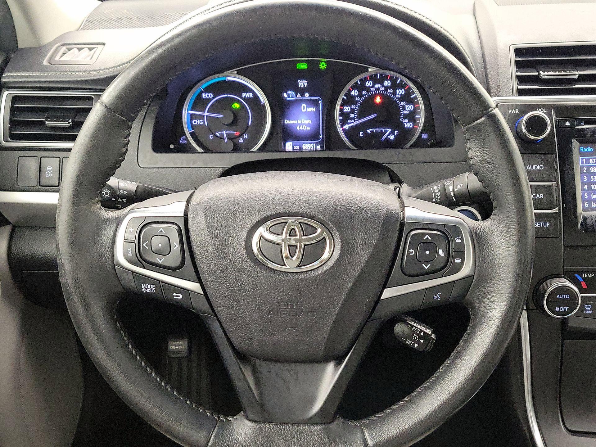 Thumbnail: 2015 Toyota Camry - 10