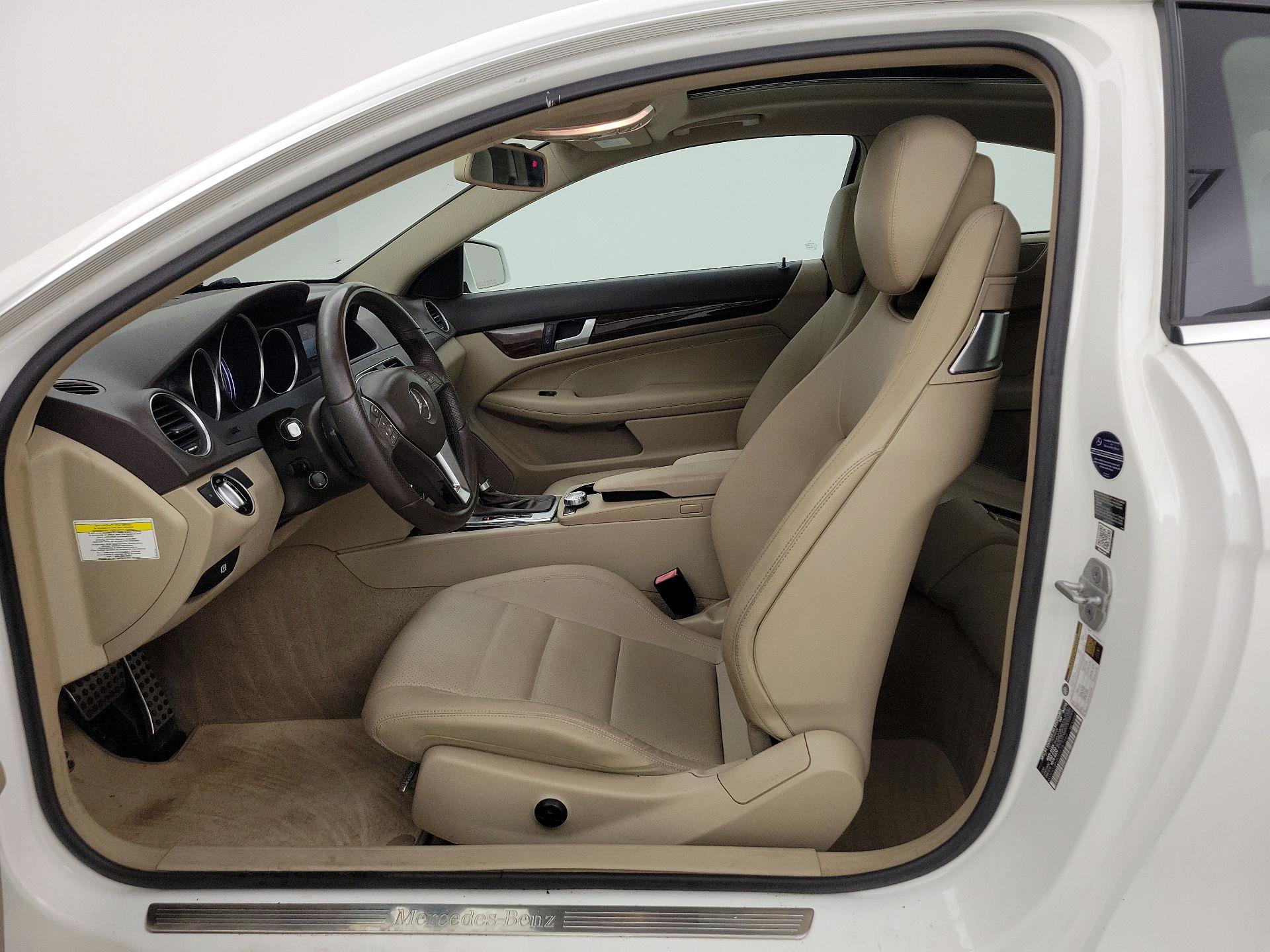Thumbnail: 2014 Mercedes-Benz C-Class - 11