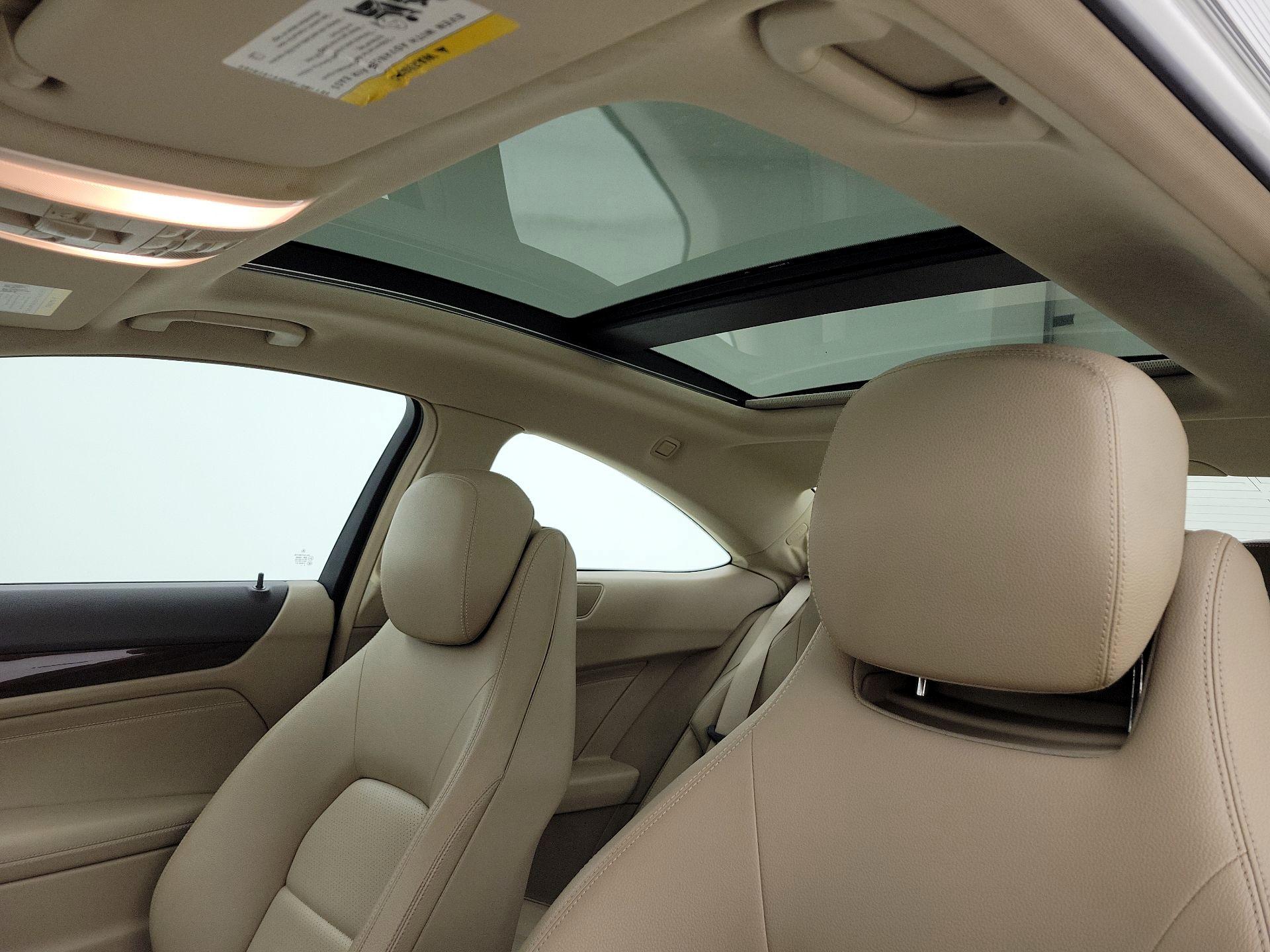 Thumbnail: 2014 Mercedes-Benz C-Class - 17
