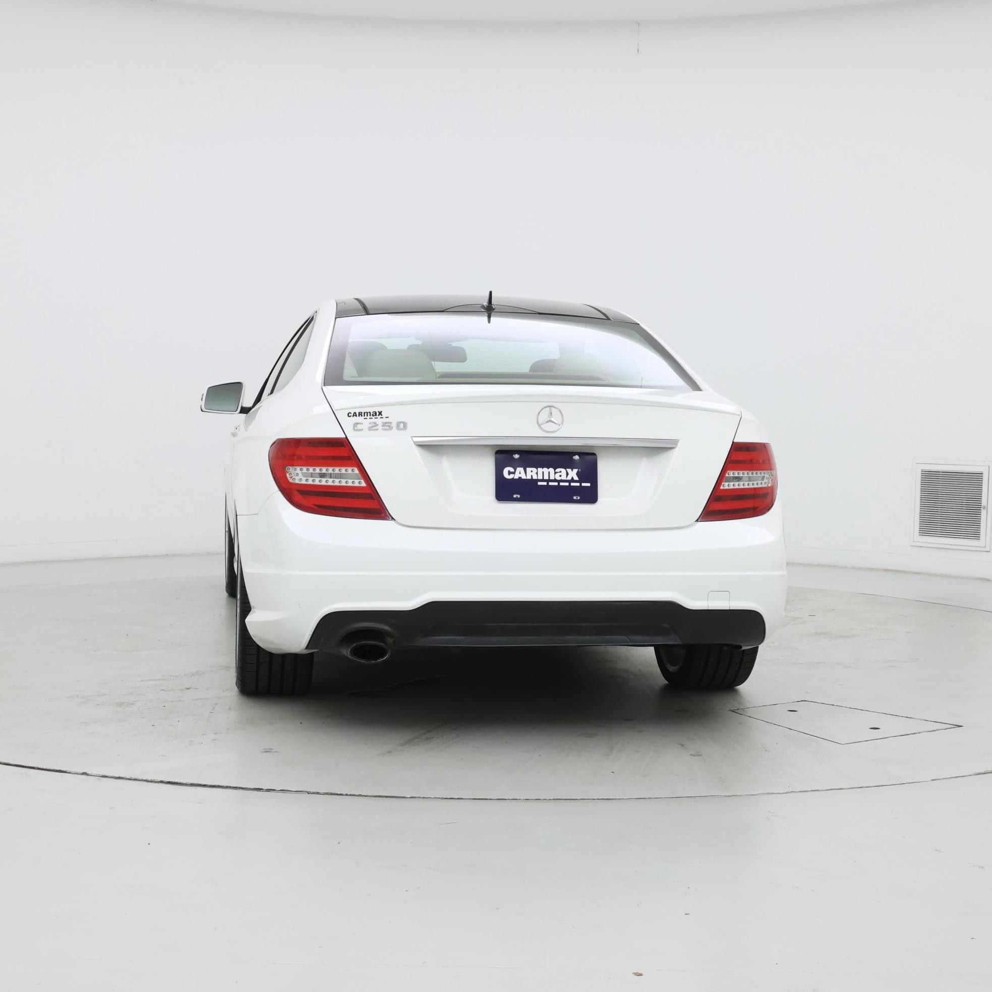 Thumbnail: 2014 Mercedes-Benz C-Class - 6
