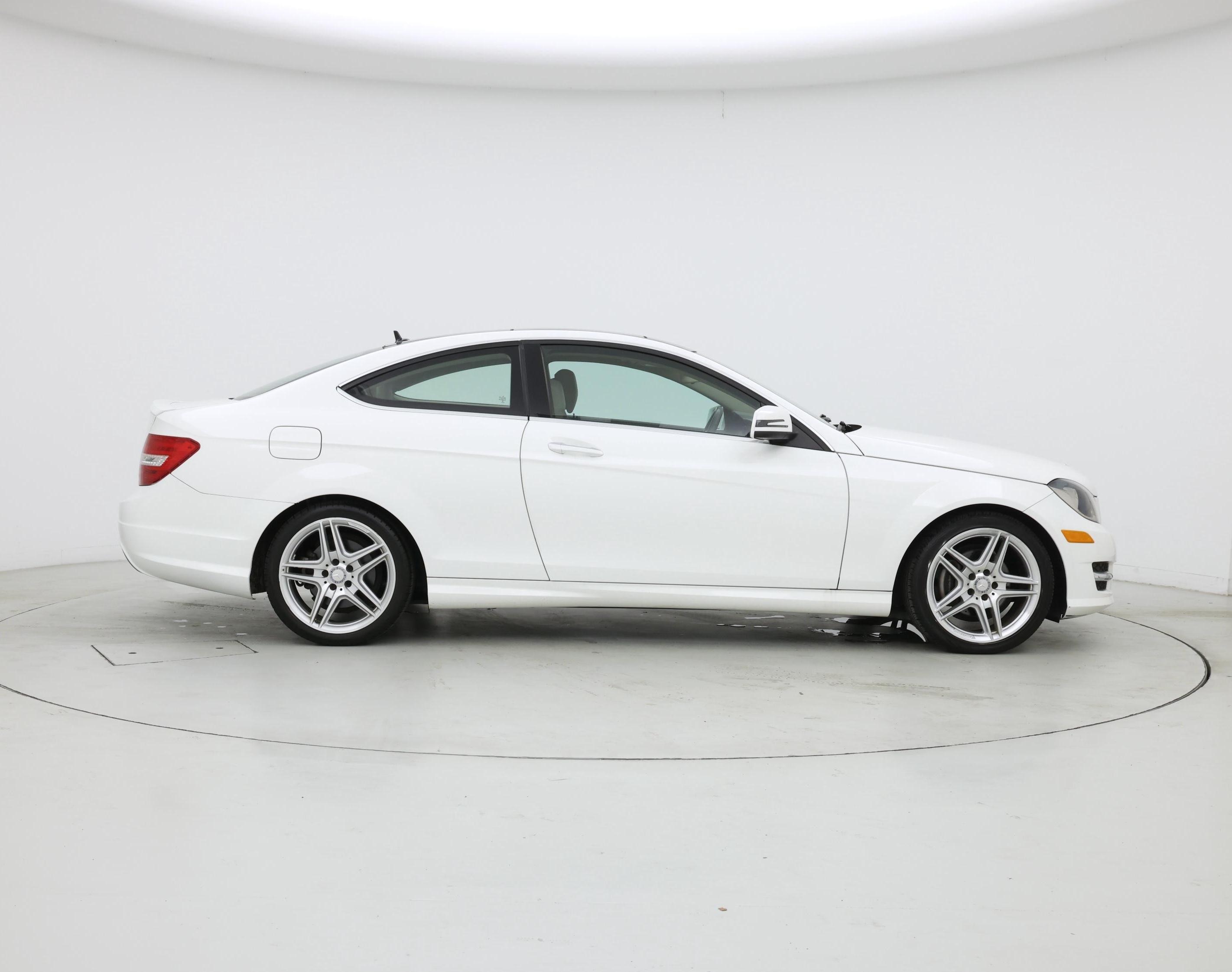 Thumbnail: 2014 Mercedes-Benz C-Class - 7