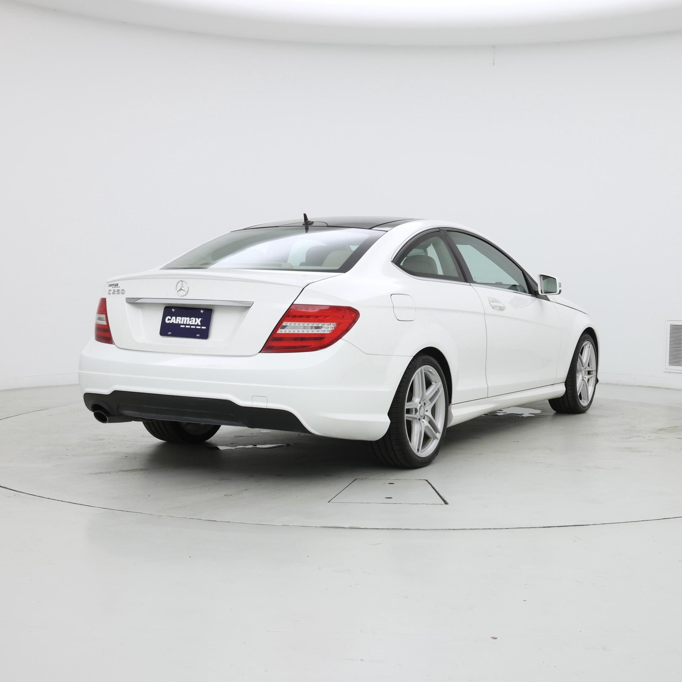 Thumbnail: 2014 Mercedes-Benz C-Class - 8