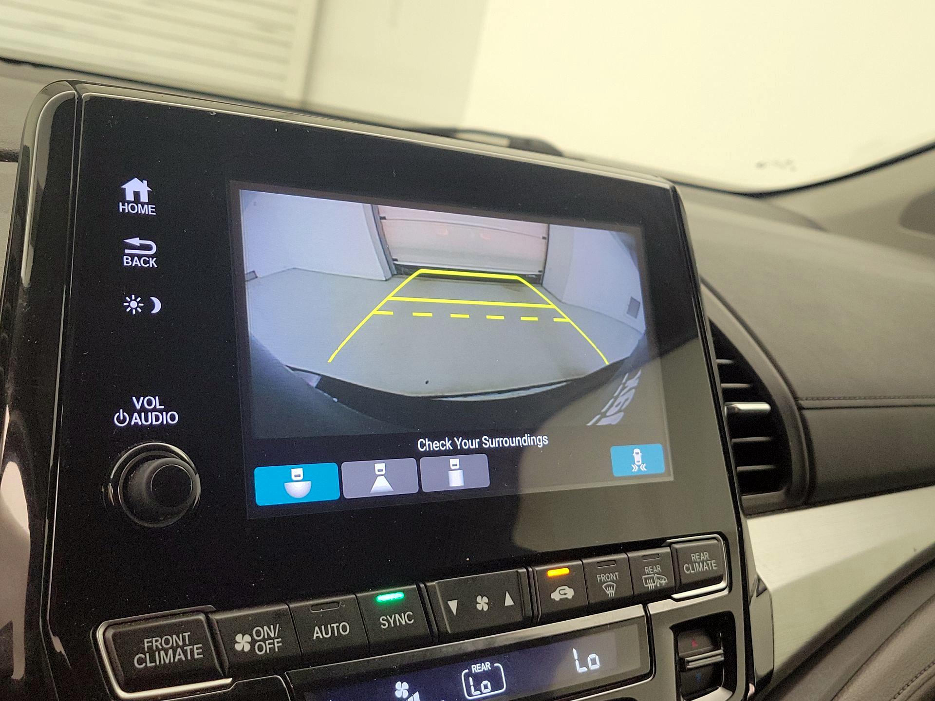 Thumbnail: 2019 Honda Odyssey - 14