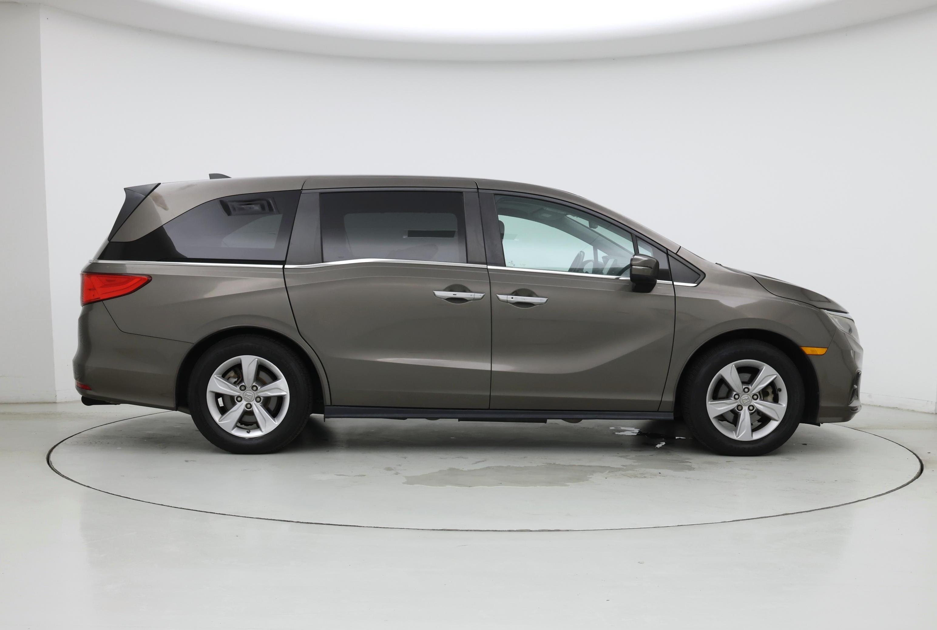 Thumbnail: 2019 Honda Odyssey - 7