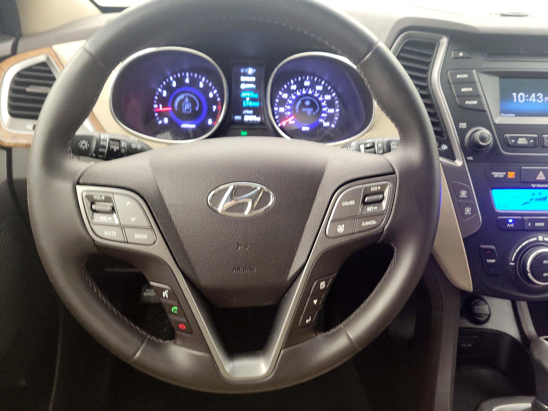 Thumbnail: 2013 Hyundai Santa Fe - 10