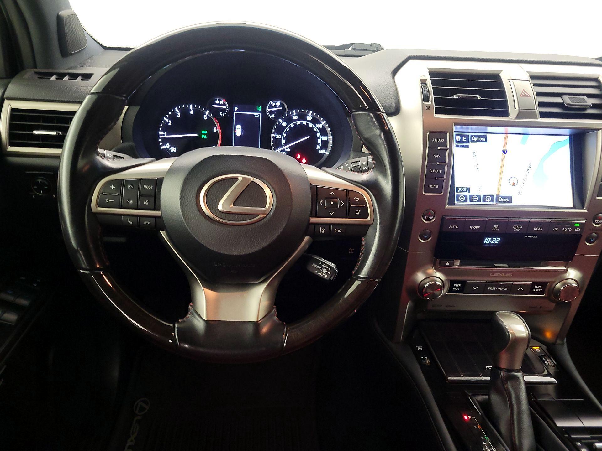 Thumbnail: 2020 Lexus GX - 10