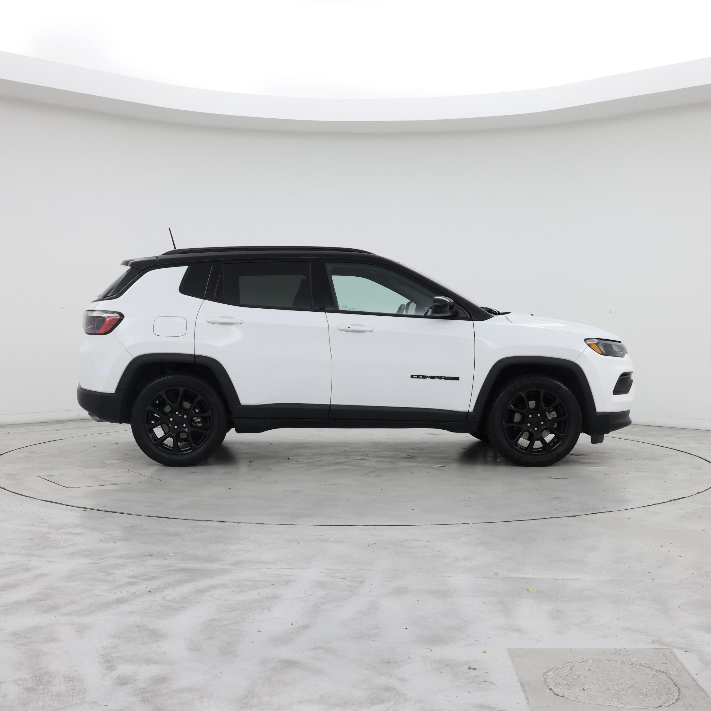 Thumbnail: 2022 Jeep Compass - 7
