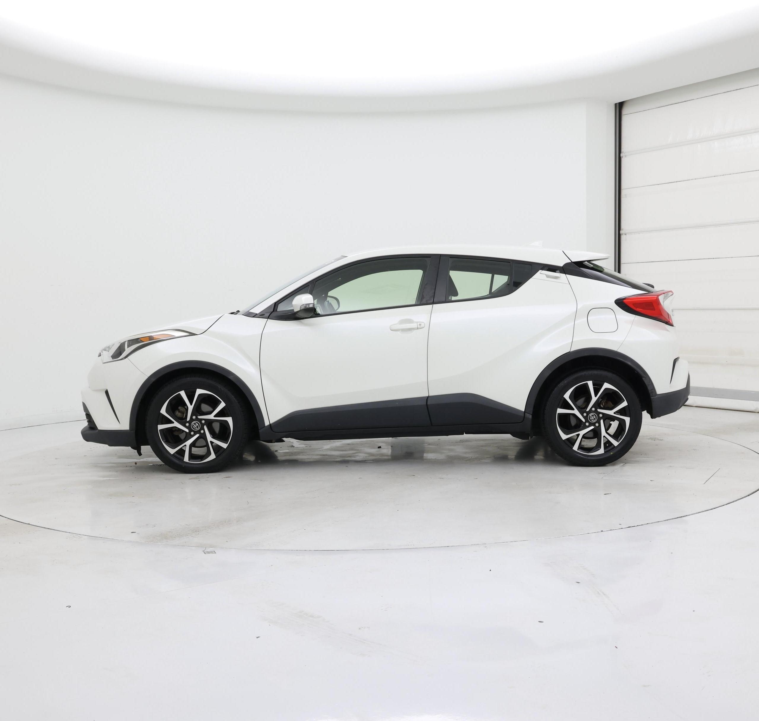 Thumbnail: 2018 Toyota C-HR - 3