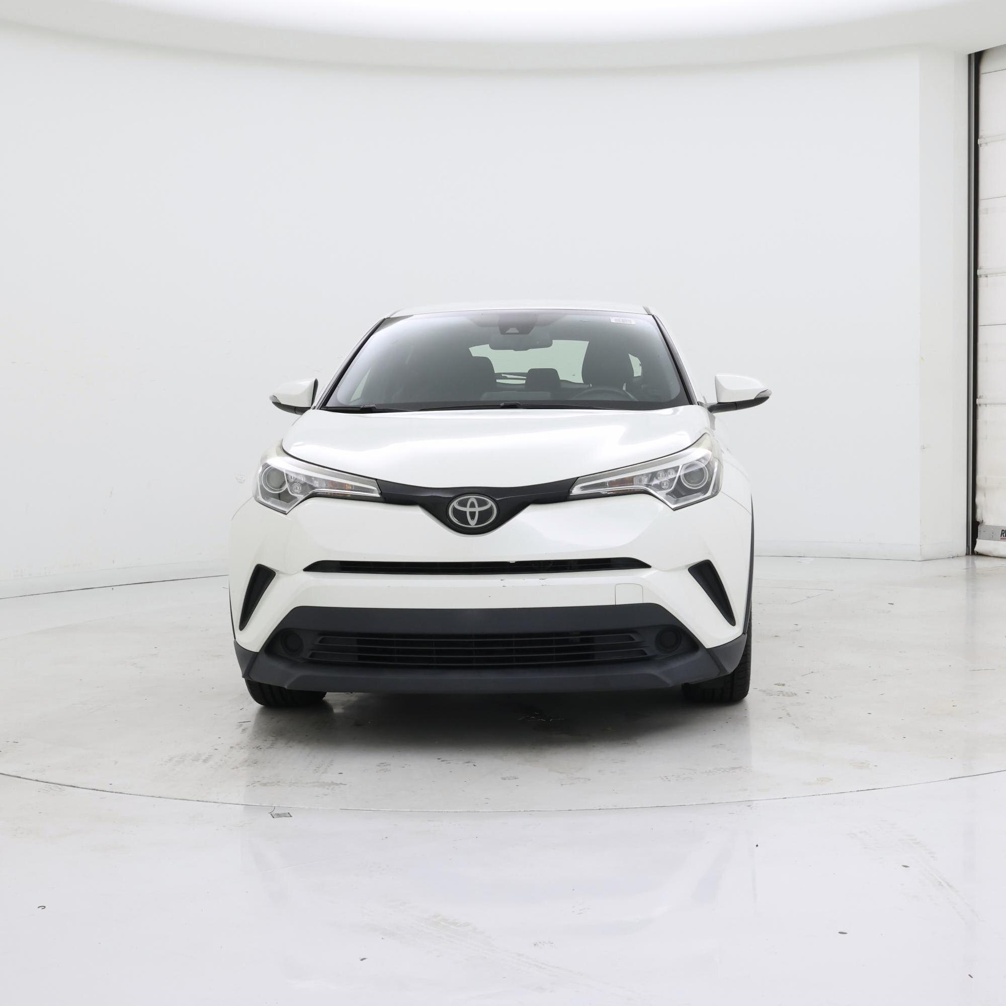 Thumbnail: 2018 Toyota C-HR - 5