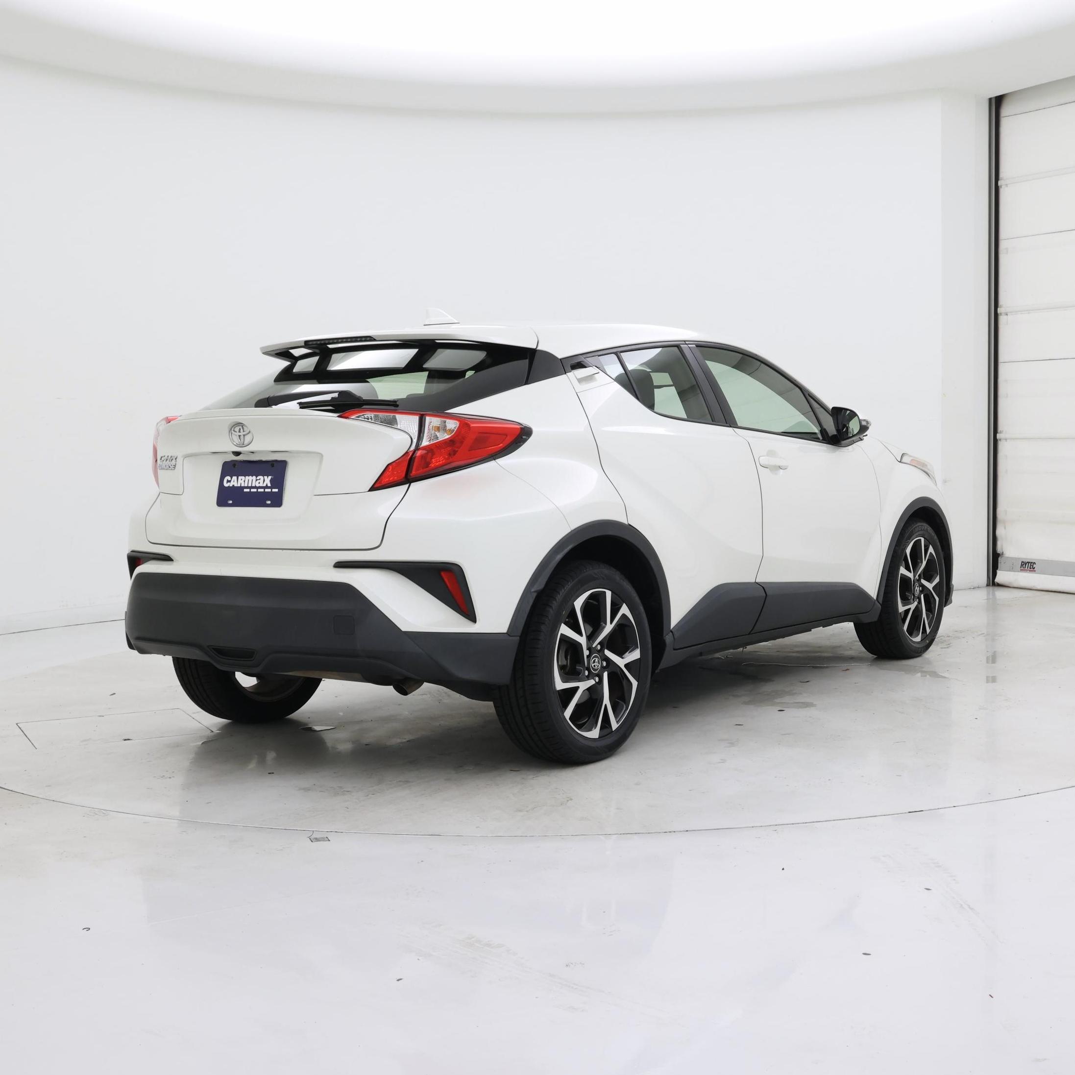 Thumbnail: 2018 Toyota C-HR - 8