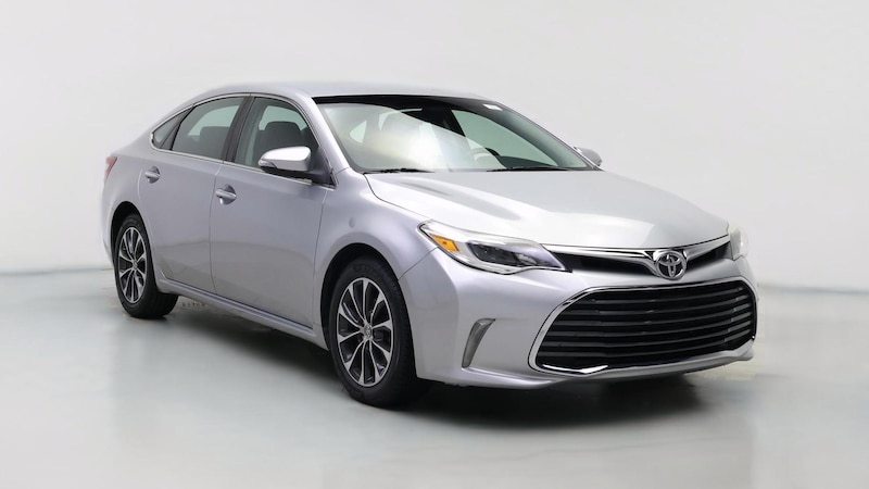 2016 Toyota Avalon XLE Hero Image