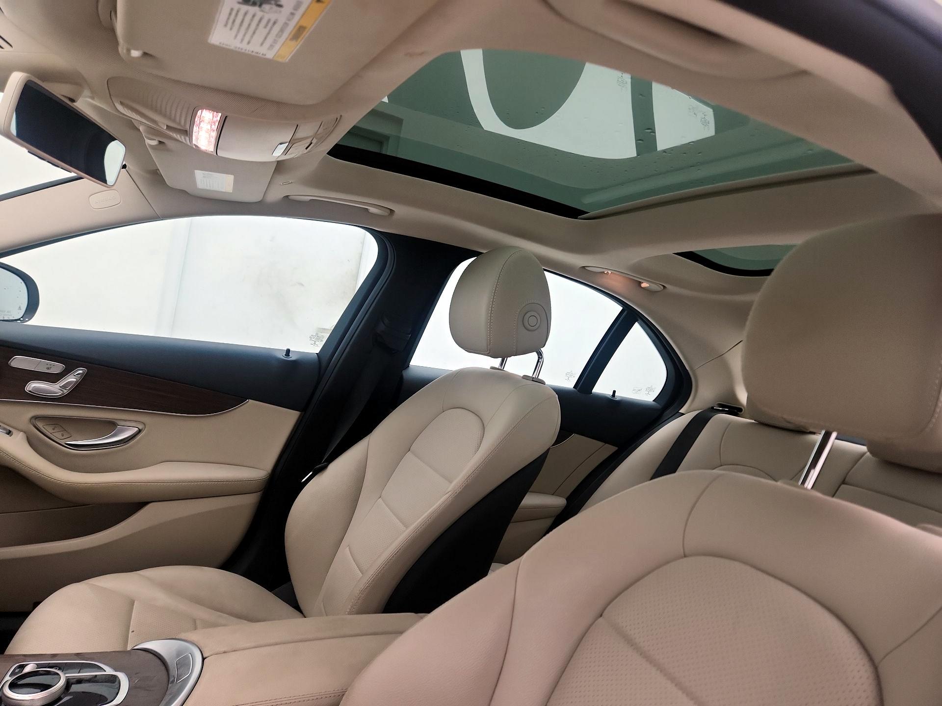 Thumbnail: 2019 Mercedes-Benz C-Class - 18