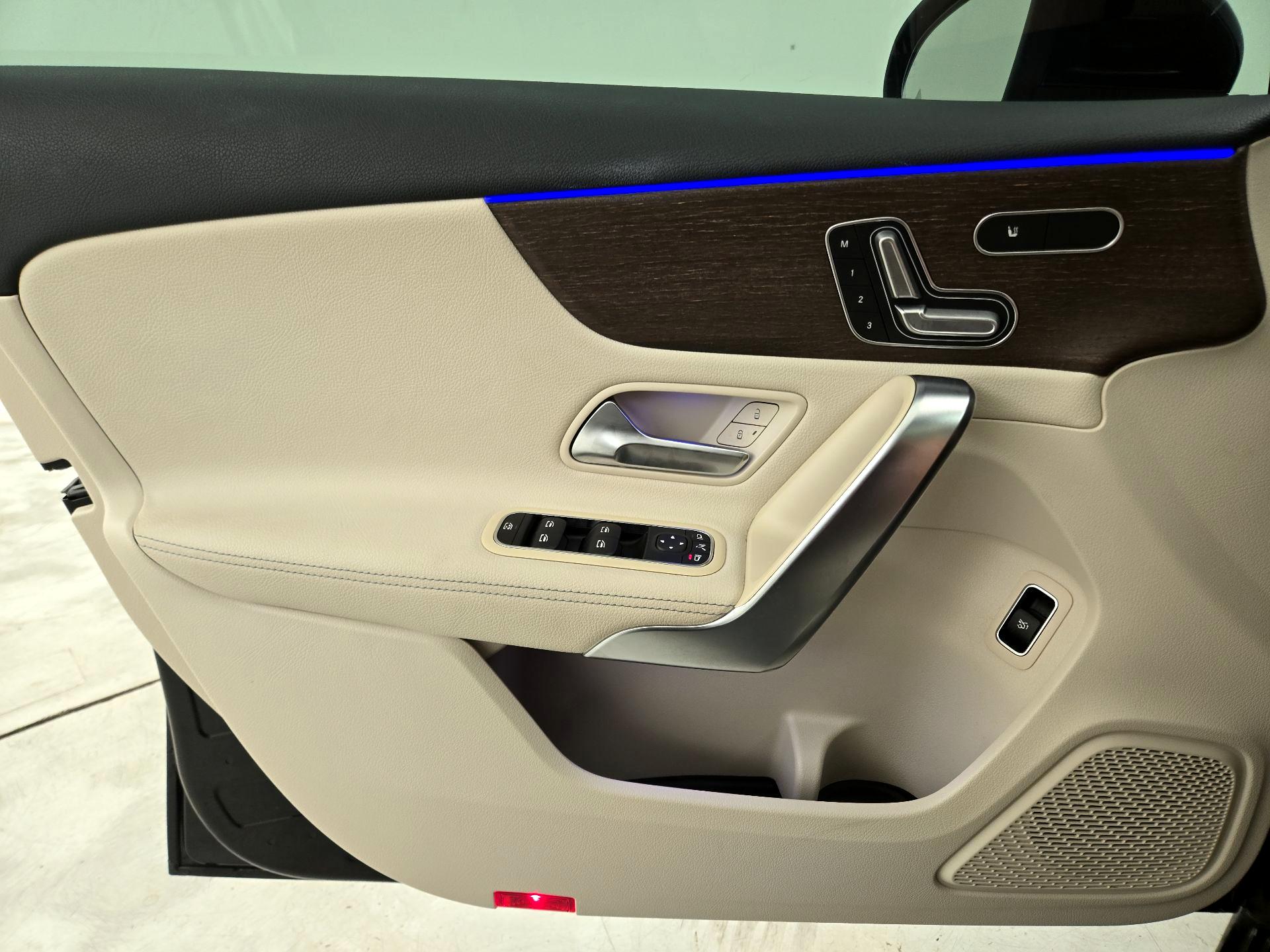 Thumbnail: 2021 Mercedes-Benz A-Class - 12