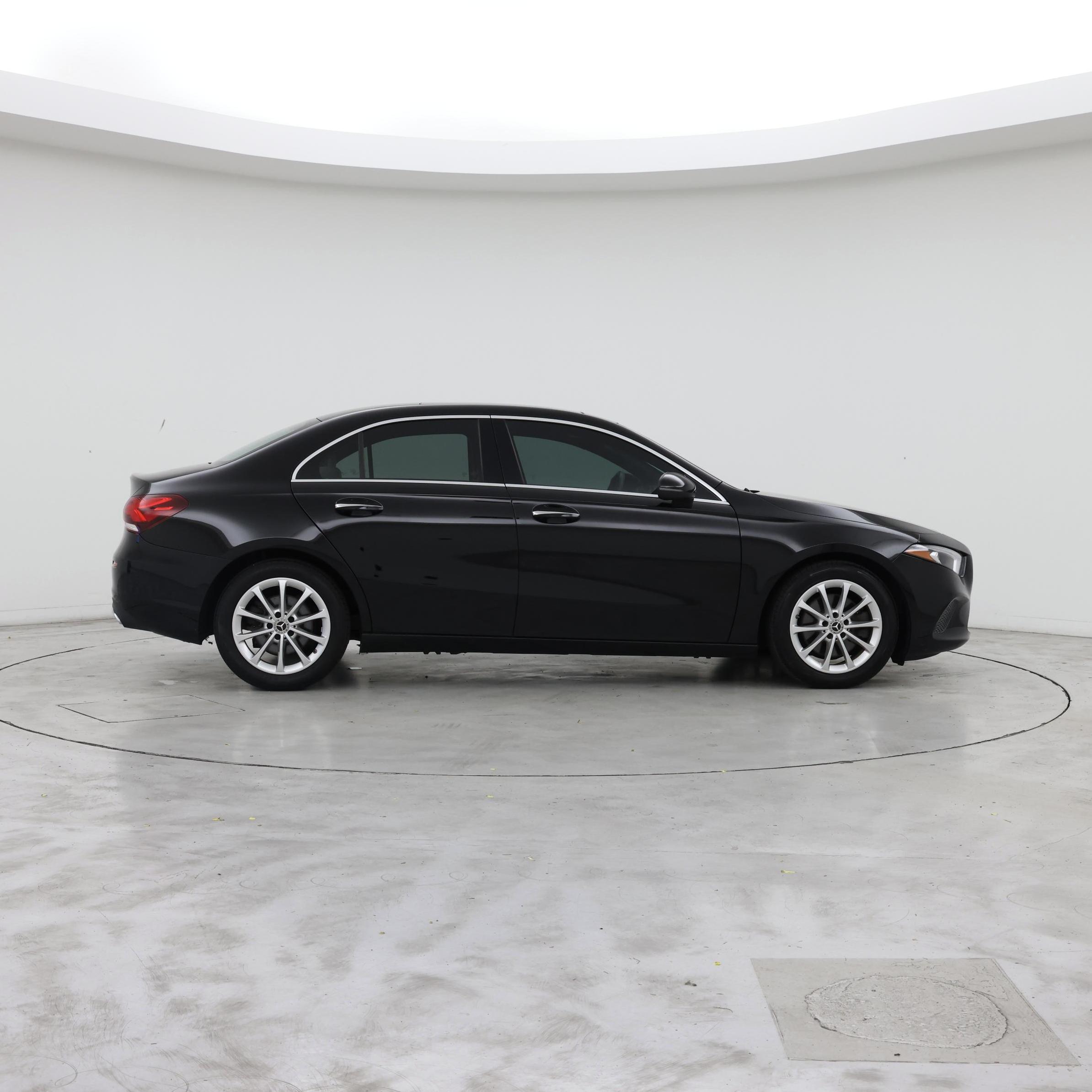 Thumbnail: 2021 Mercedes-Benz A-Class - 7