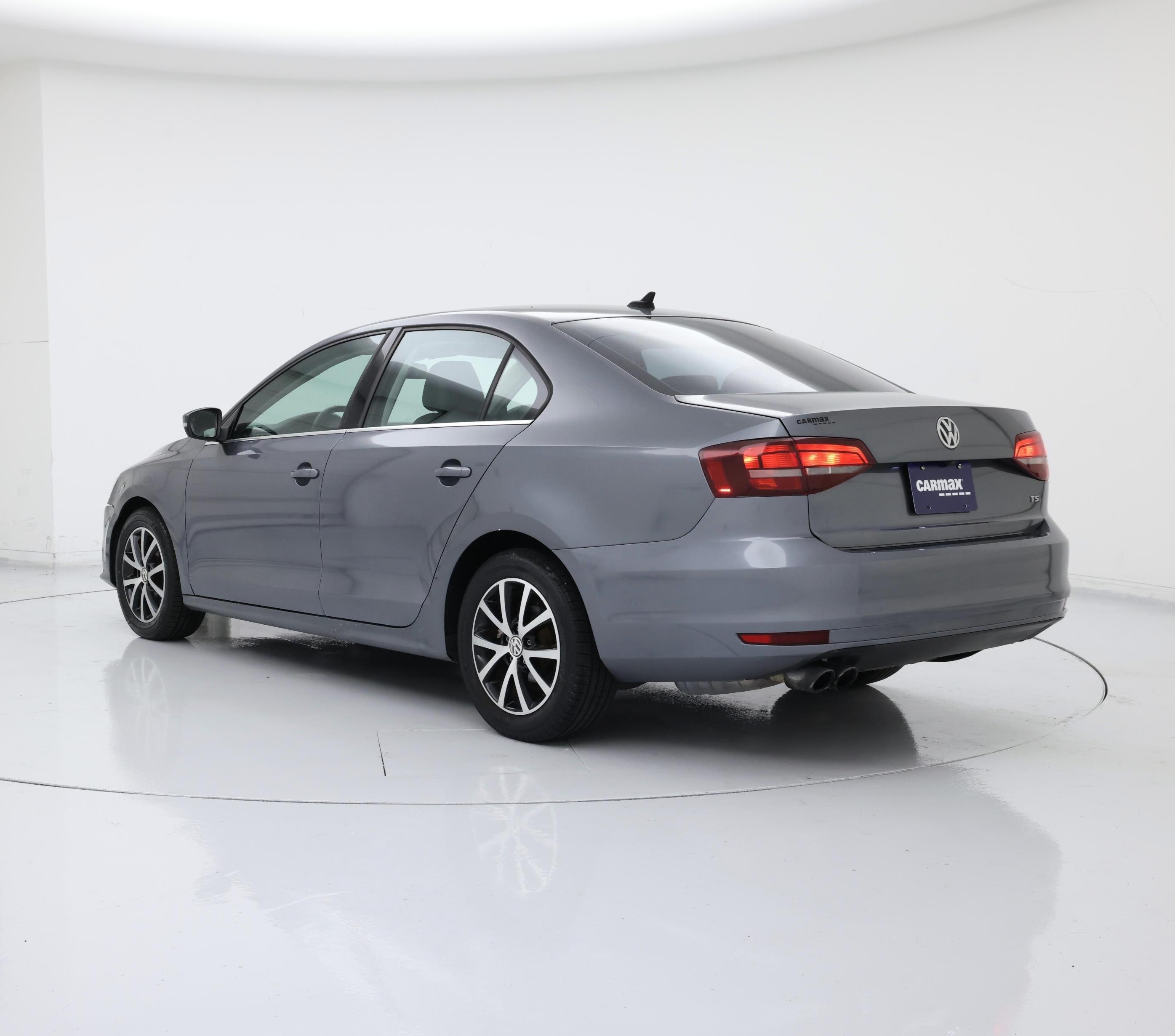 Thumbnail: 2017 Volkswagen Jetta - 2