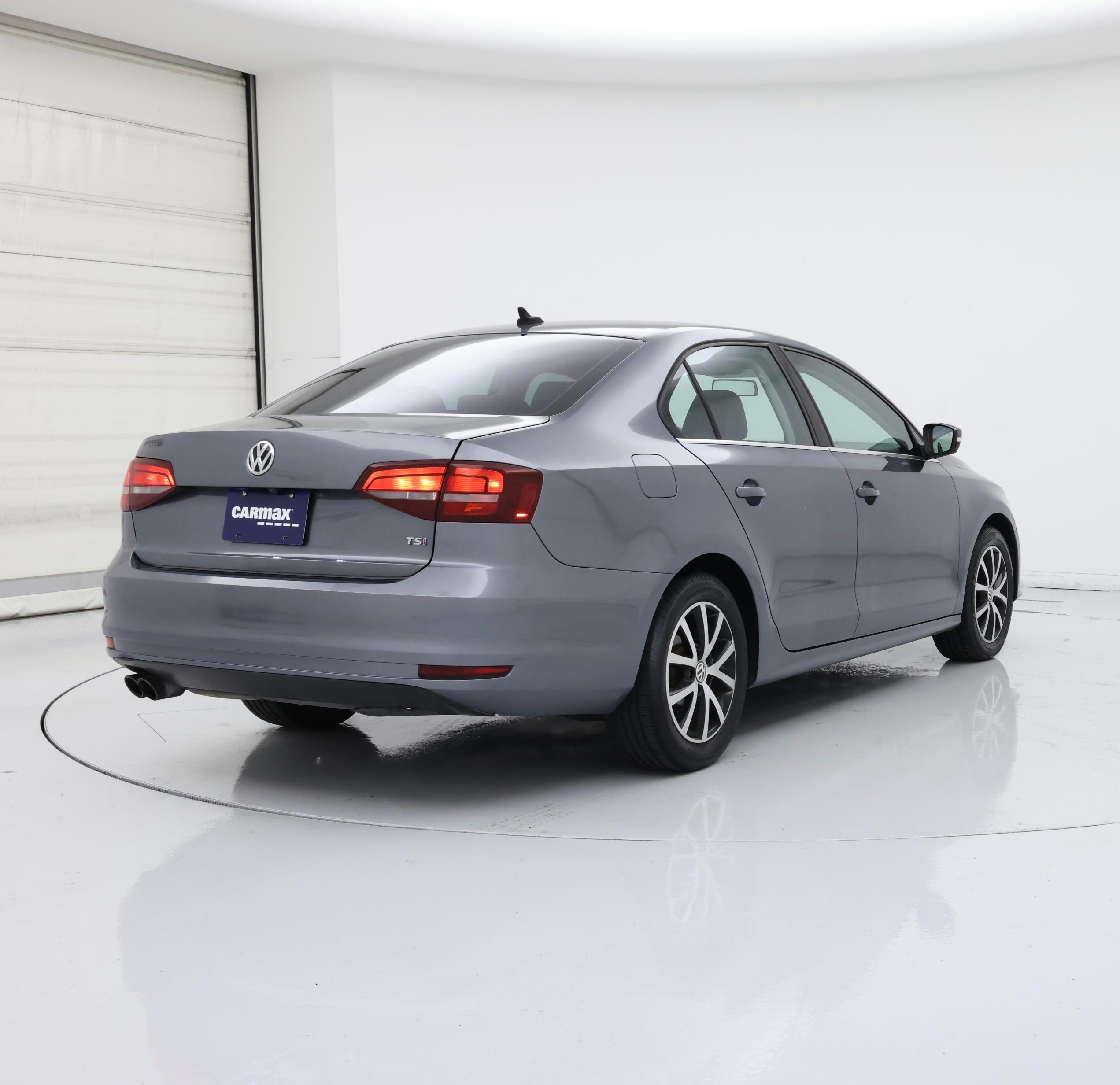 Thumbnail: 2017 Volkswagen Jetta - 8
