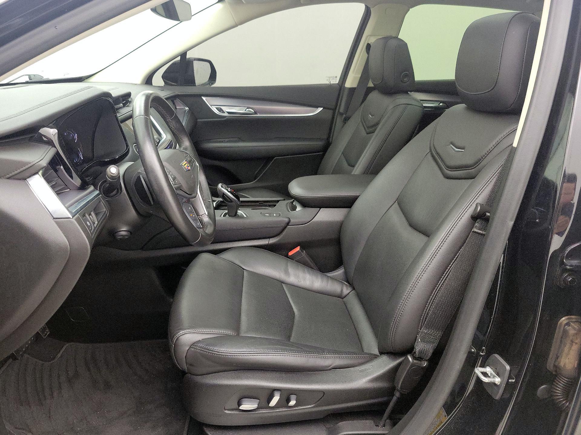 Thumbnail: 2019 Cadillac XT5 - 11