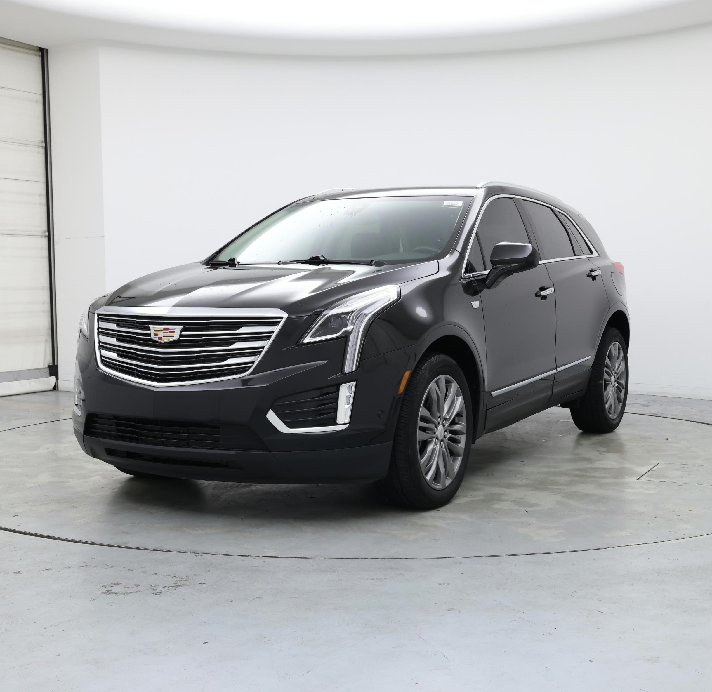 Thumbnail: 2019 Cadillac XT5 - 4