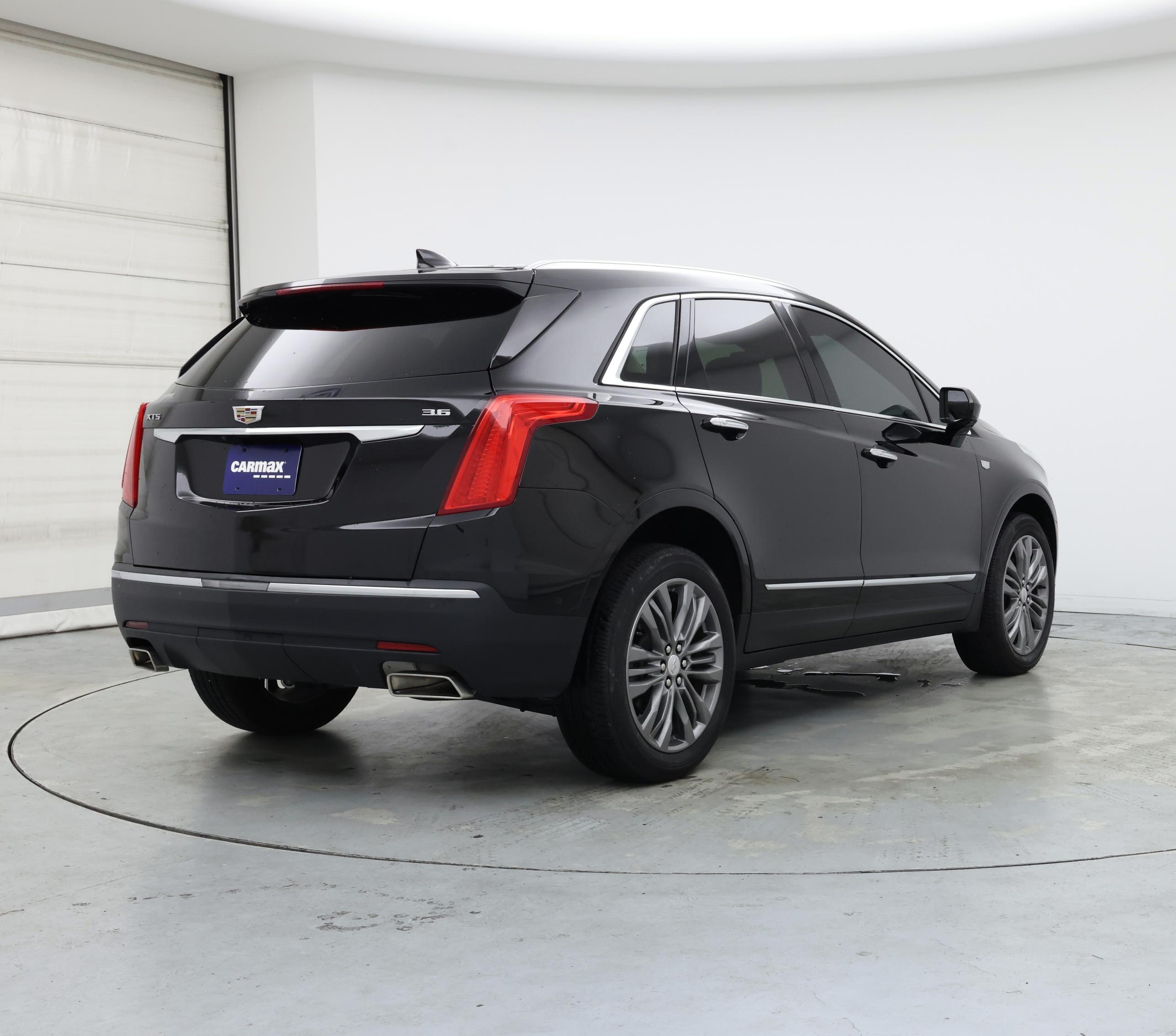 Thumbnail: 2019 Cadillac XT5 - 8