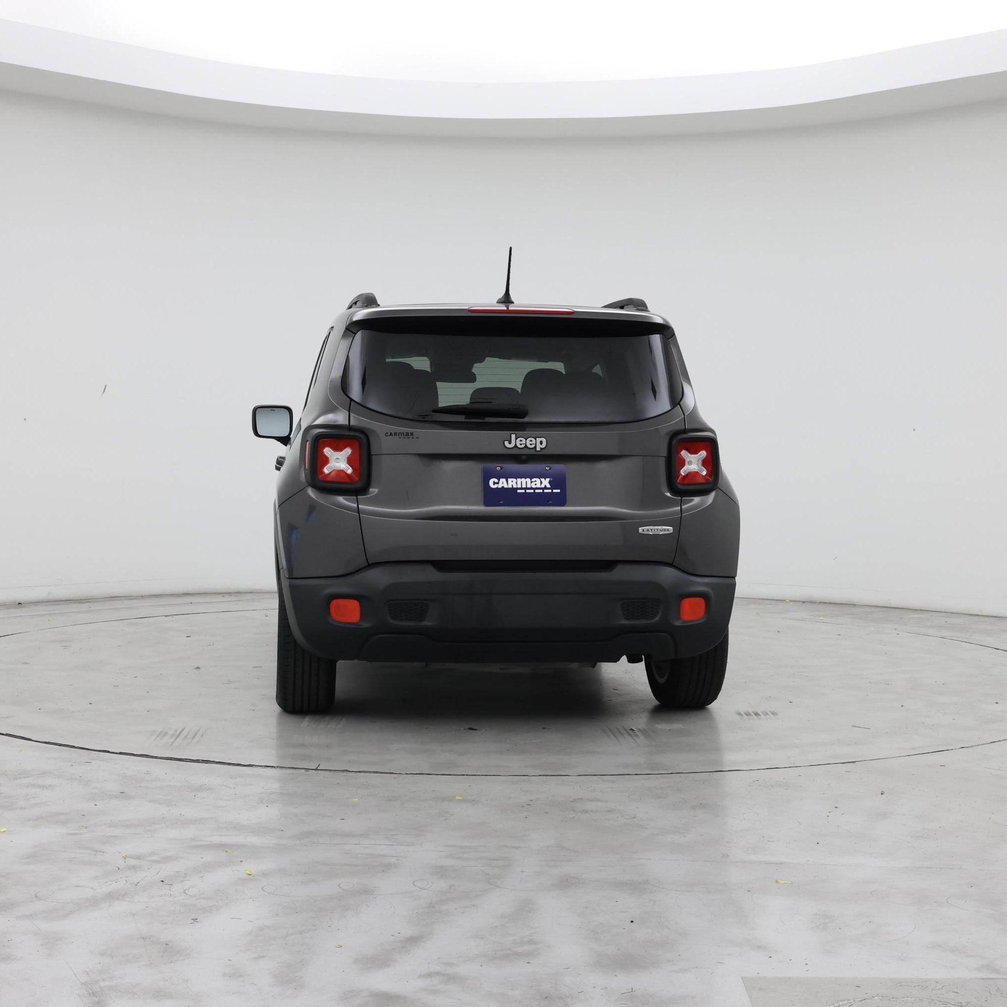 Thumbnail: 2016 Jeep Renegade - 6