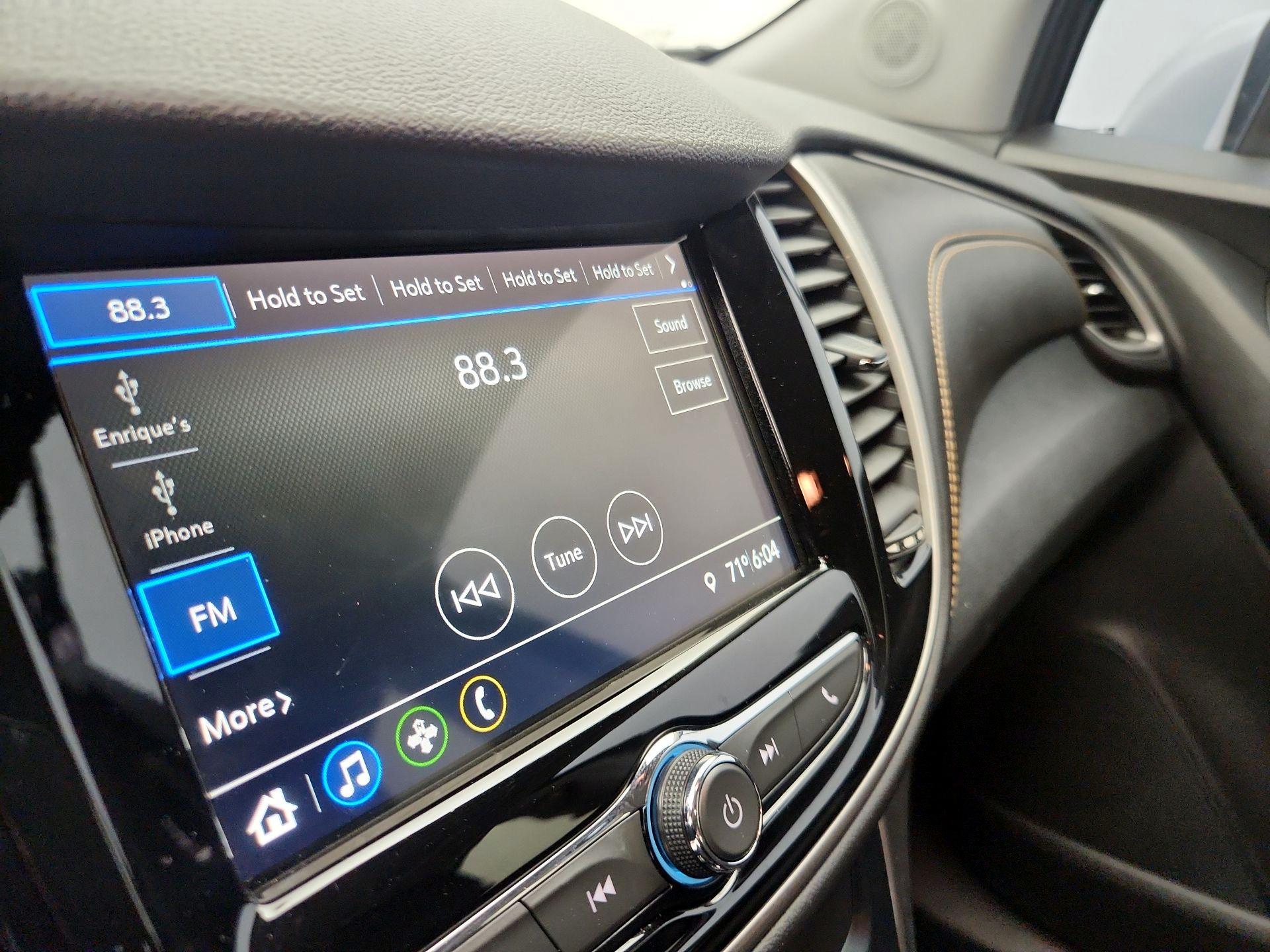 Thumbnail: 2019 Chevrolet Trax - 15